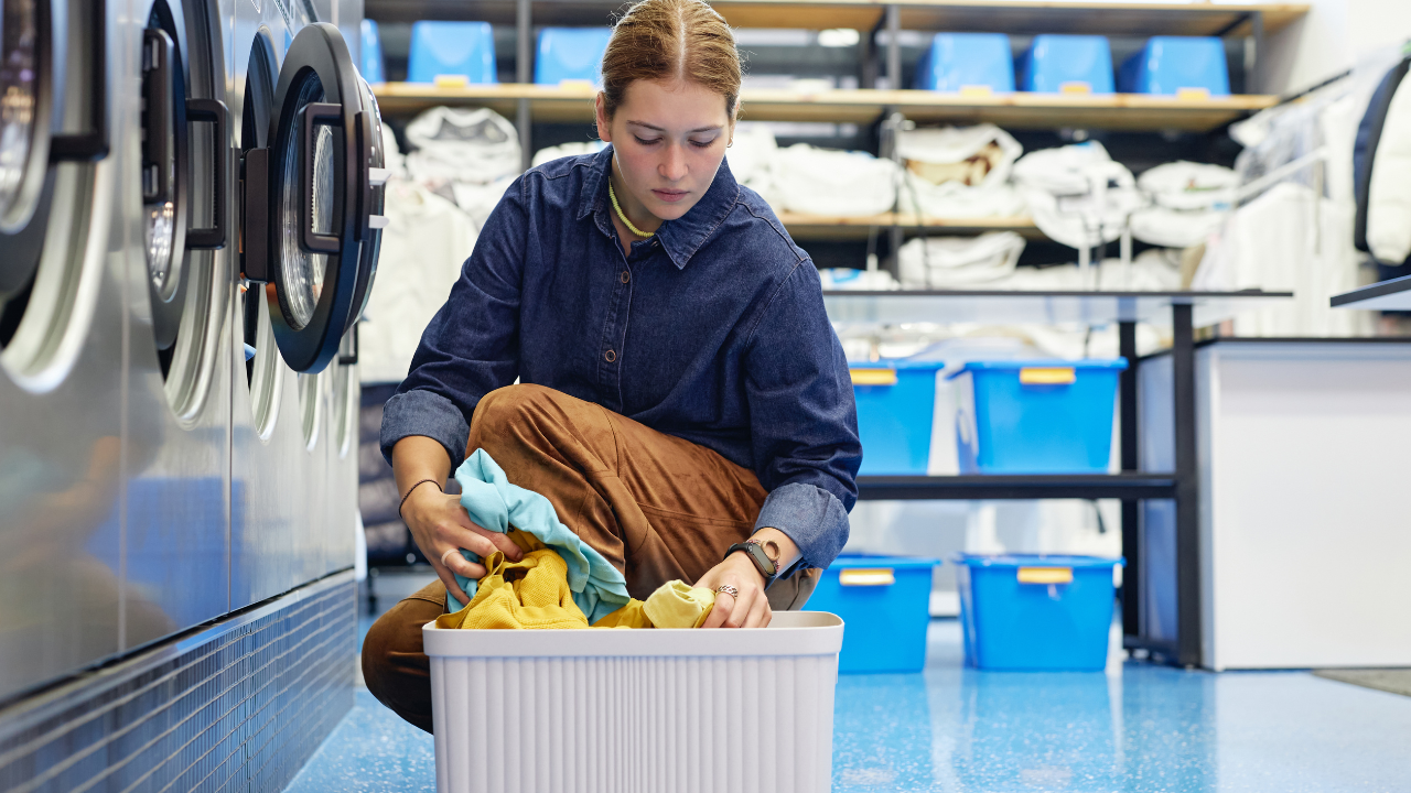 Self-Storage Tips: How to Wash and Store Winter Clothes in Florida