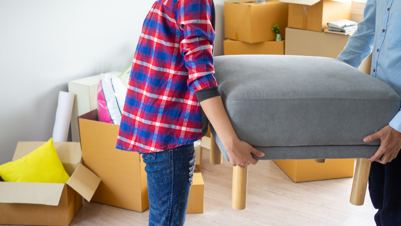 How to Move Furniture into Storage the Right Way