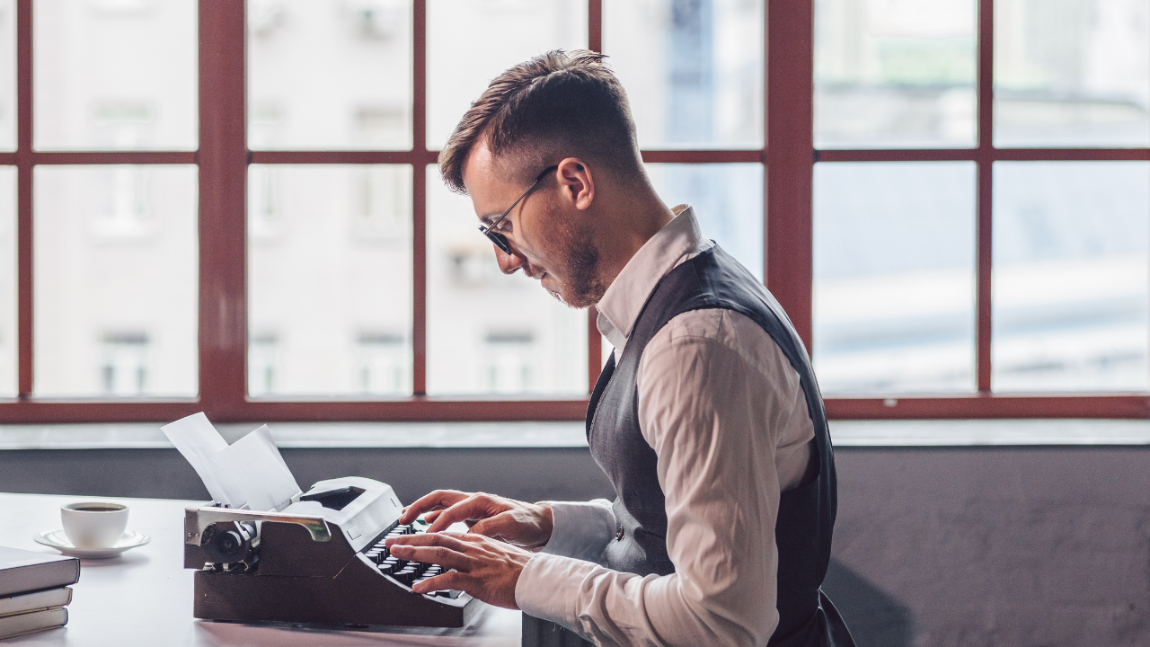 The Secret to Engaging Short-Form Content: AI-Powered Story Hooks