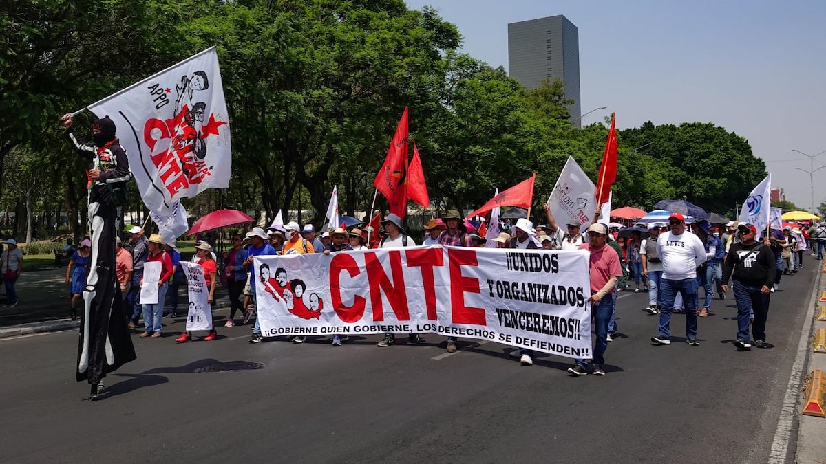 CNTE priorizó marchas y festejos