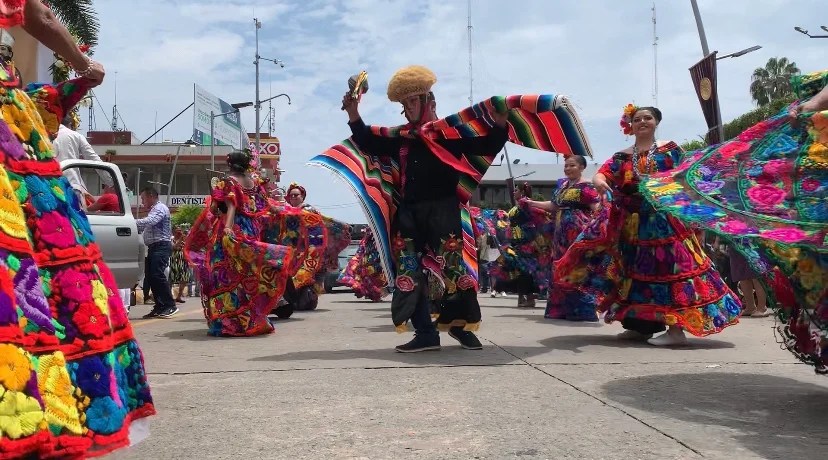 Tapachula Celebra el Inicio de las Fiestas con Alegría, Color y Música
