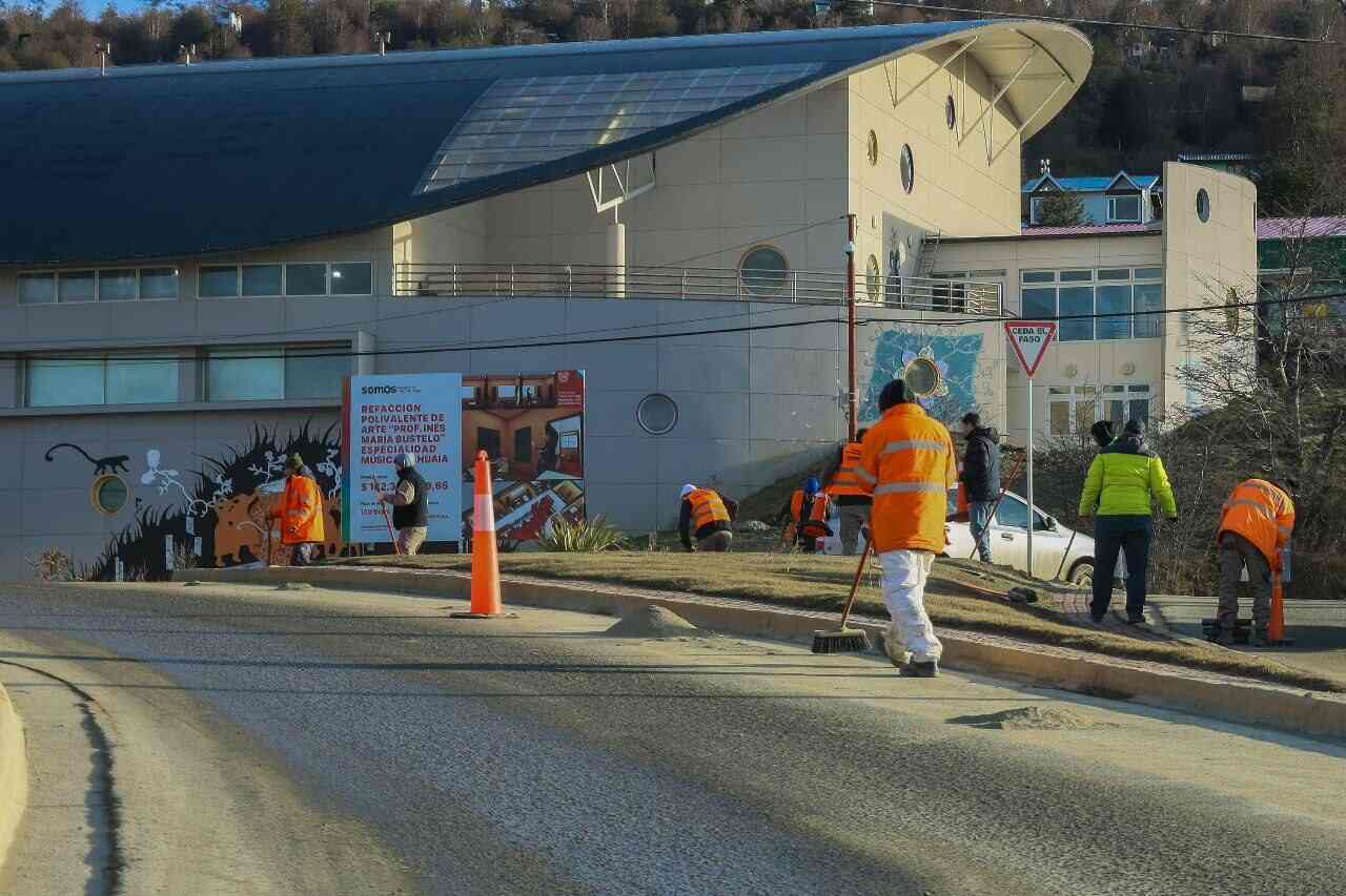 Héroes de la Limpieza: Personal de SEDURBE Trabaja sin Descanso para Mantener el Orden en la Perla del Soconusco