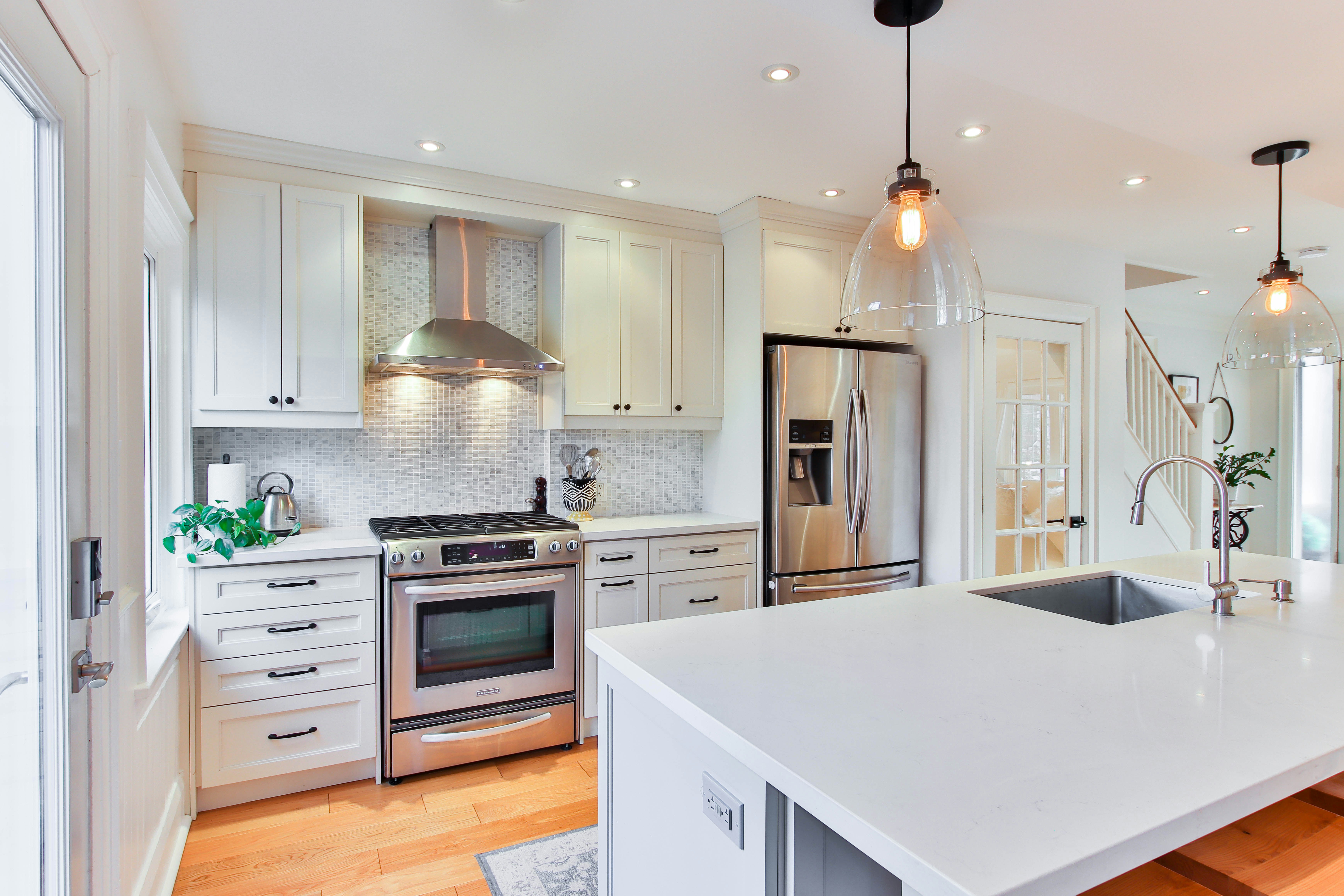 Are Smart Ovens Worth It? Pros, Cons, and What Buyers Should Know