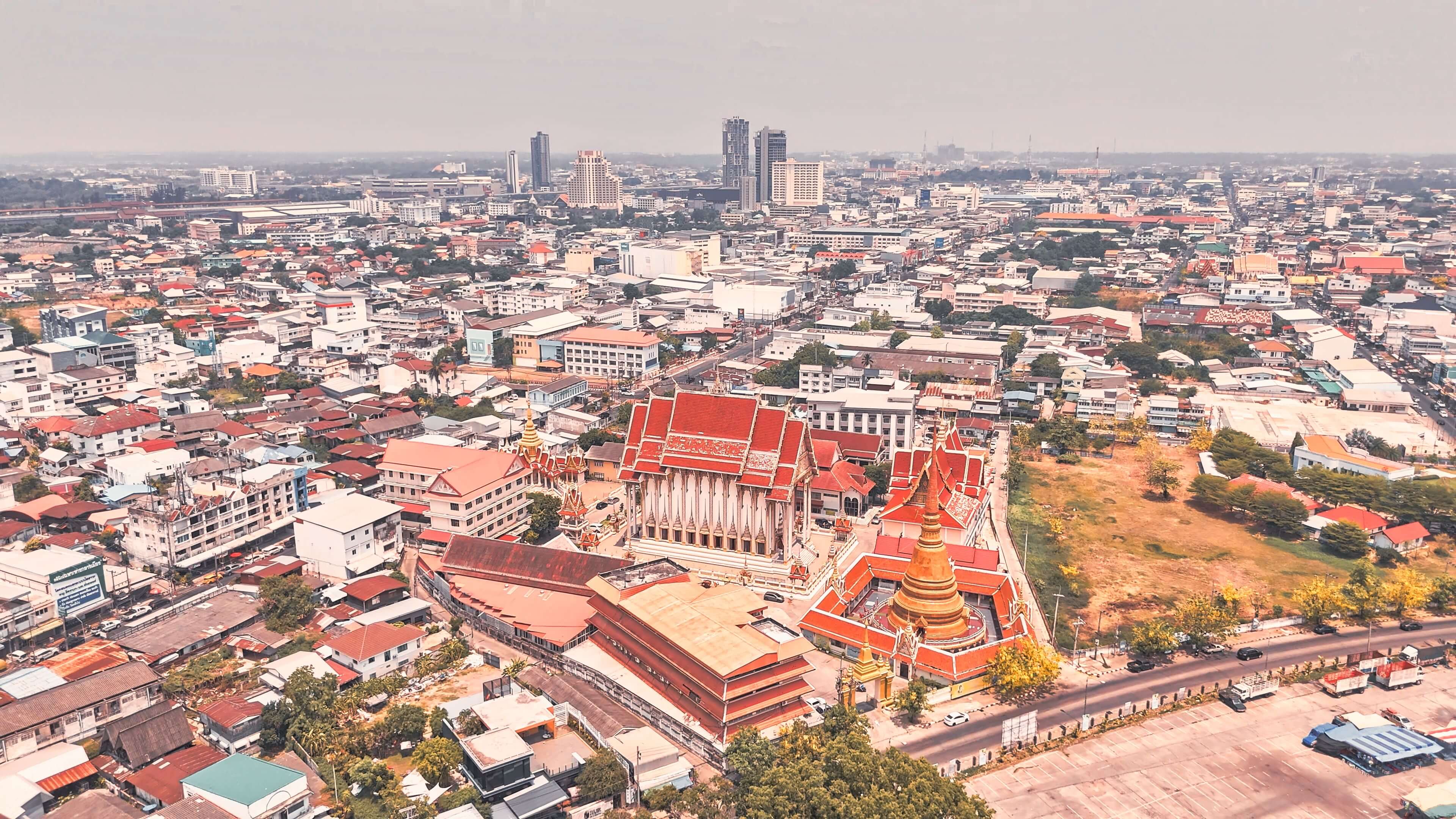 Patong vs. Phuket Town Night Markets: Which is Best?