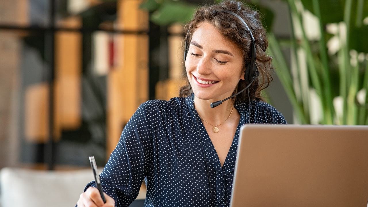 How AI Can Improve Customer Service for Your Business
