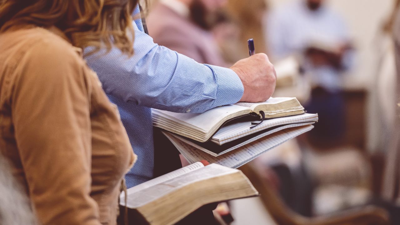 Church Website vs. Church App: What's the Difference, and Do You Need Both?