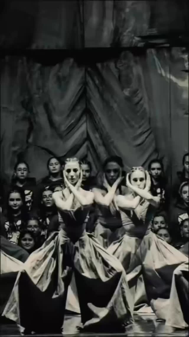 Theater & Performances