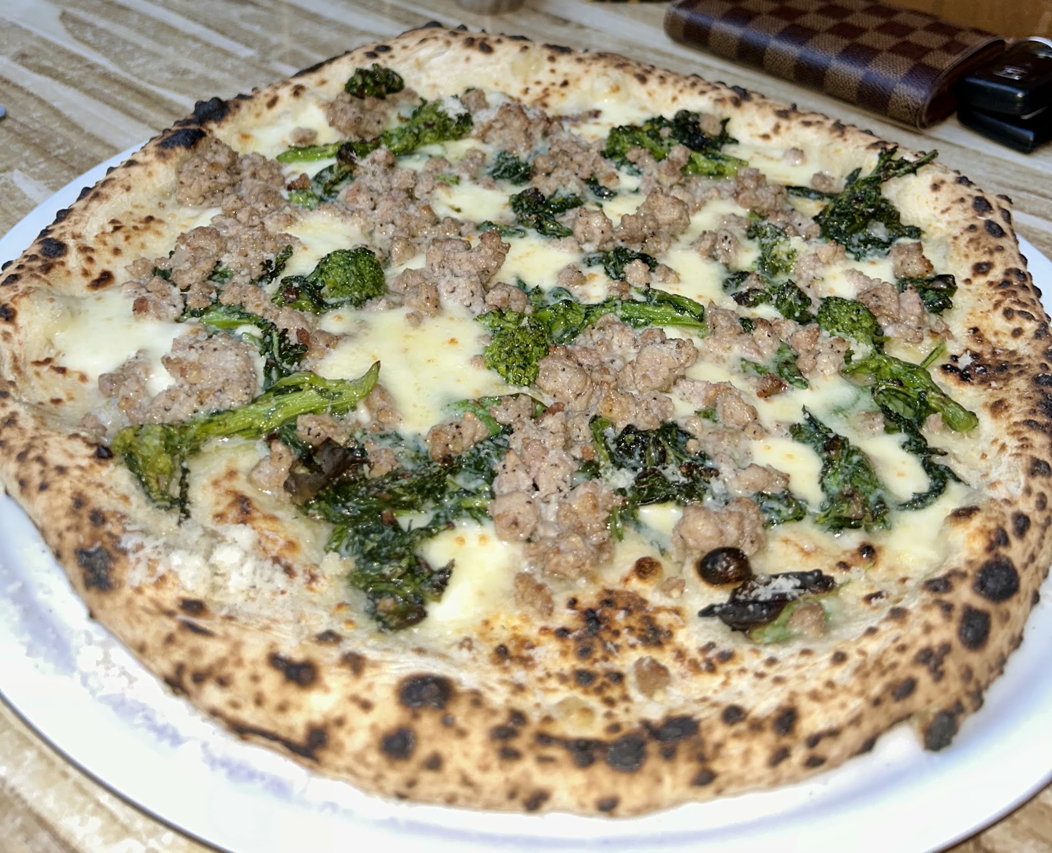 Via Tevere Pizzeria Victoria Drive