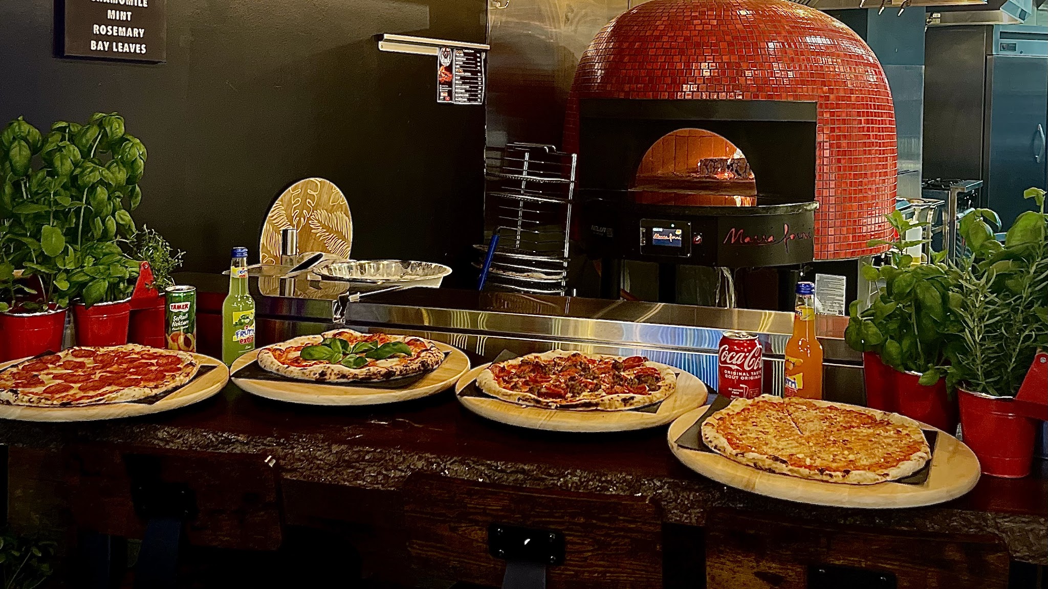 Zula Burger & Pizza