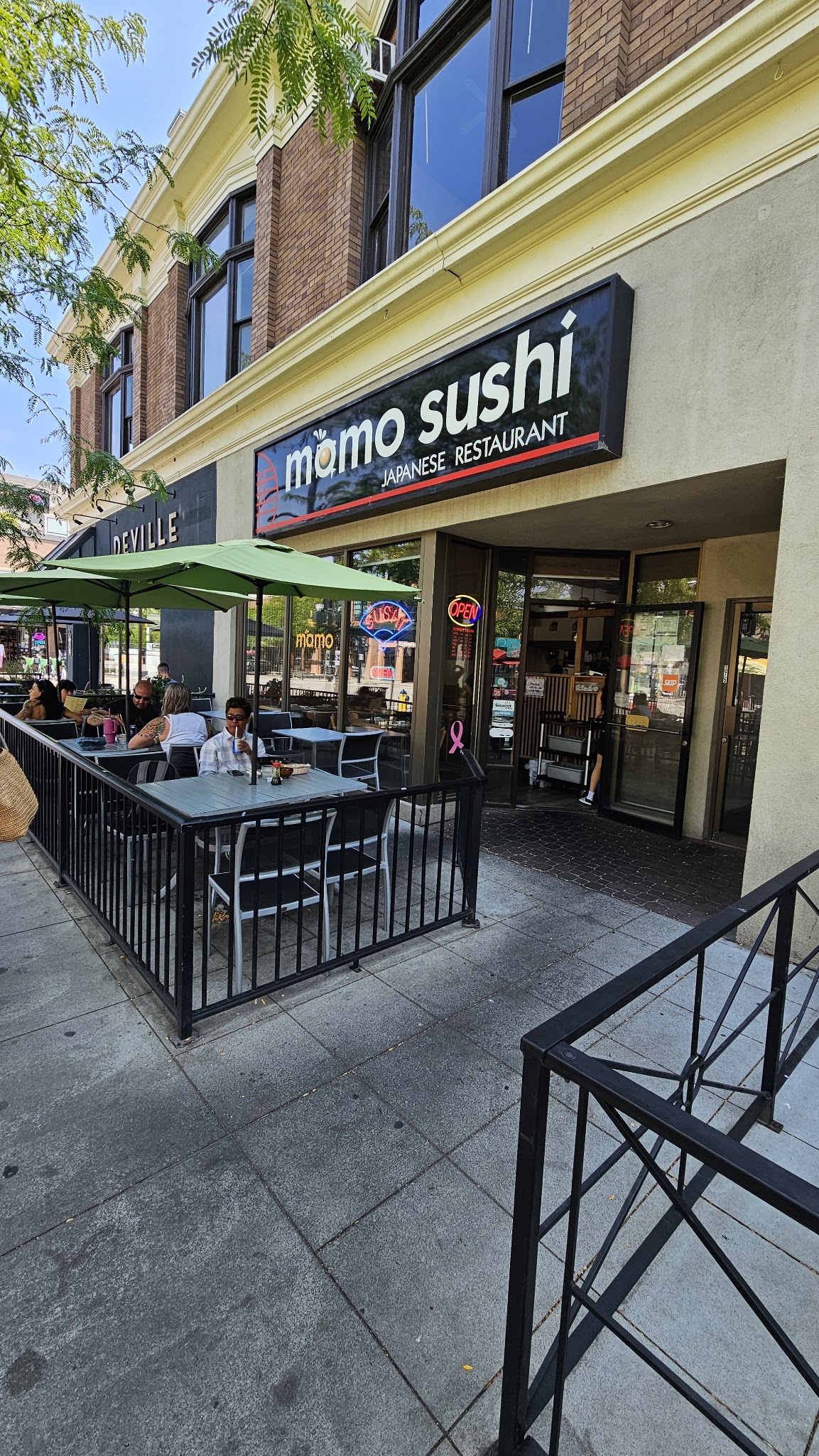 Momo Sushi Downtown