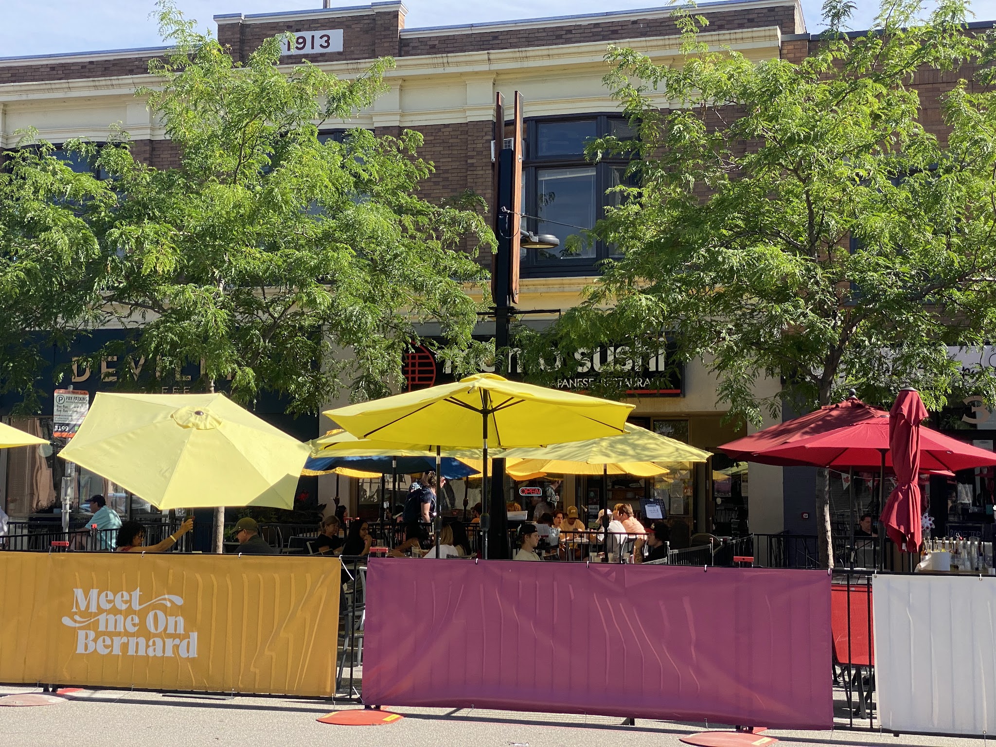 Momo Sushi Downtown
