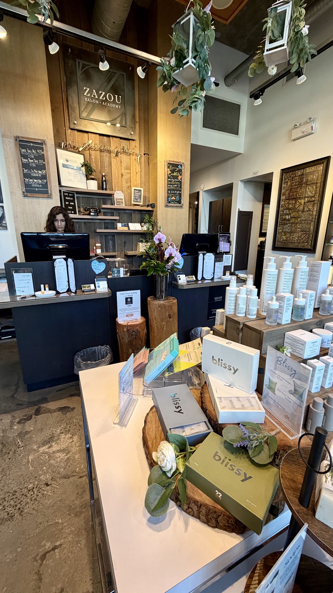 Zazou Salon and Academy Lynn Valley