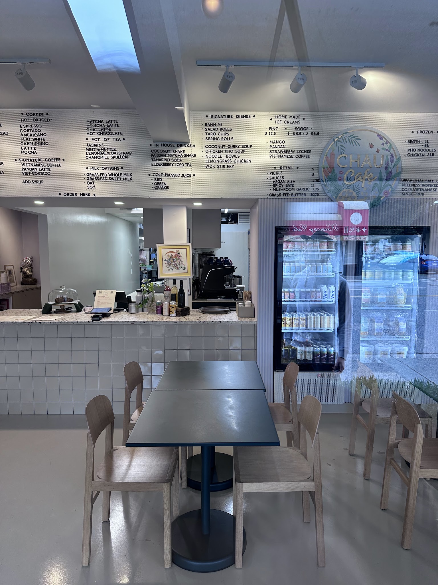Chau Cafe