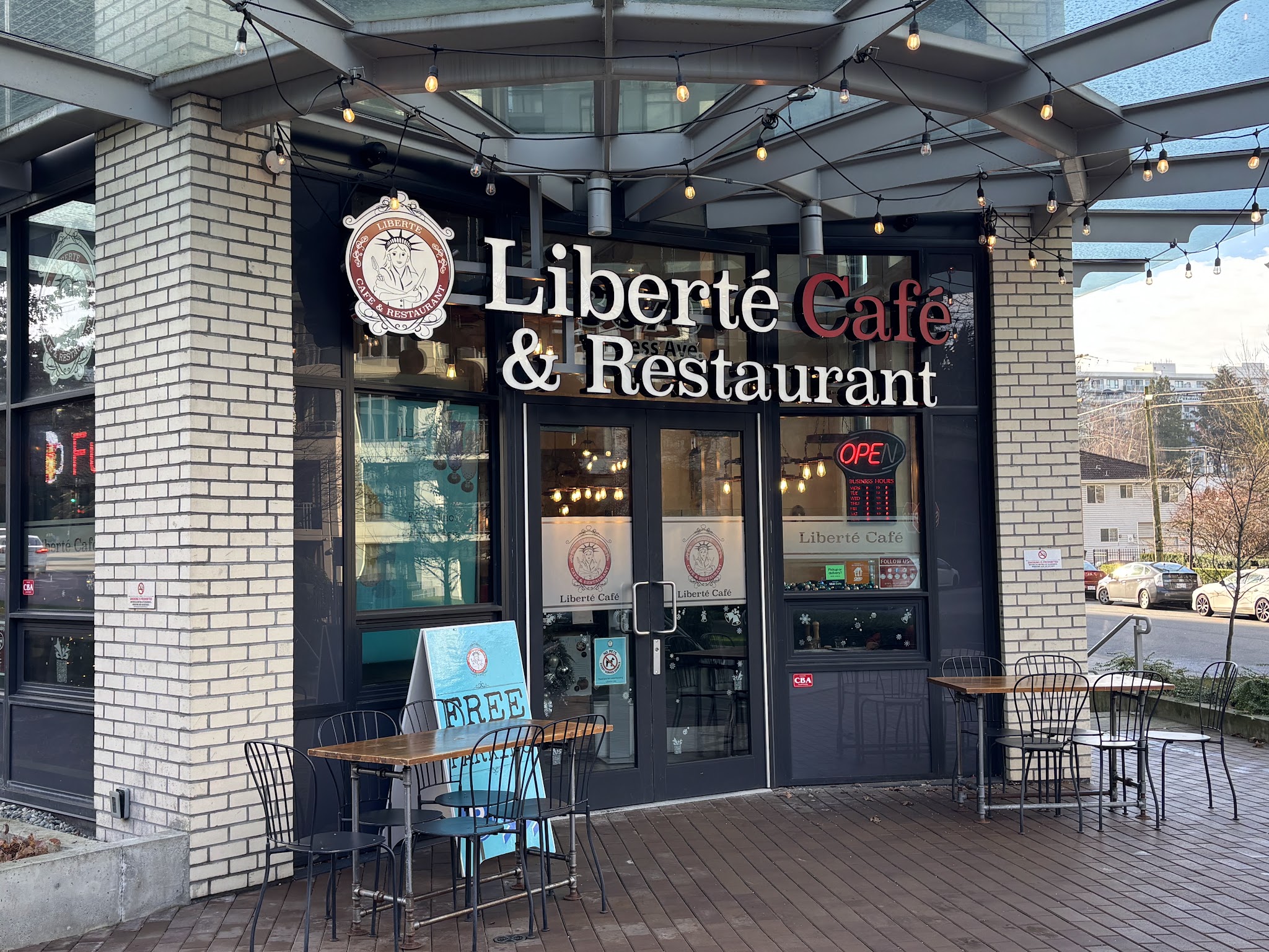 Liberte Cafe & Restaurant (CLOSED)