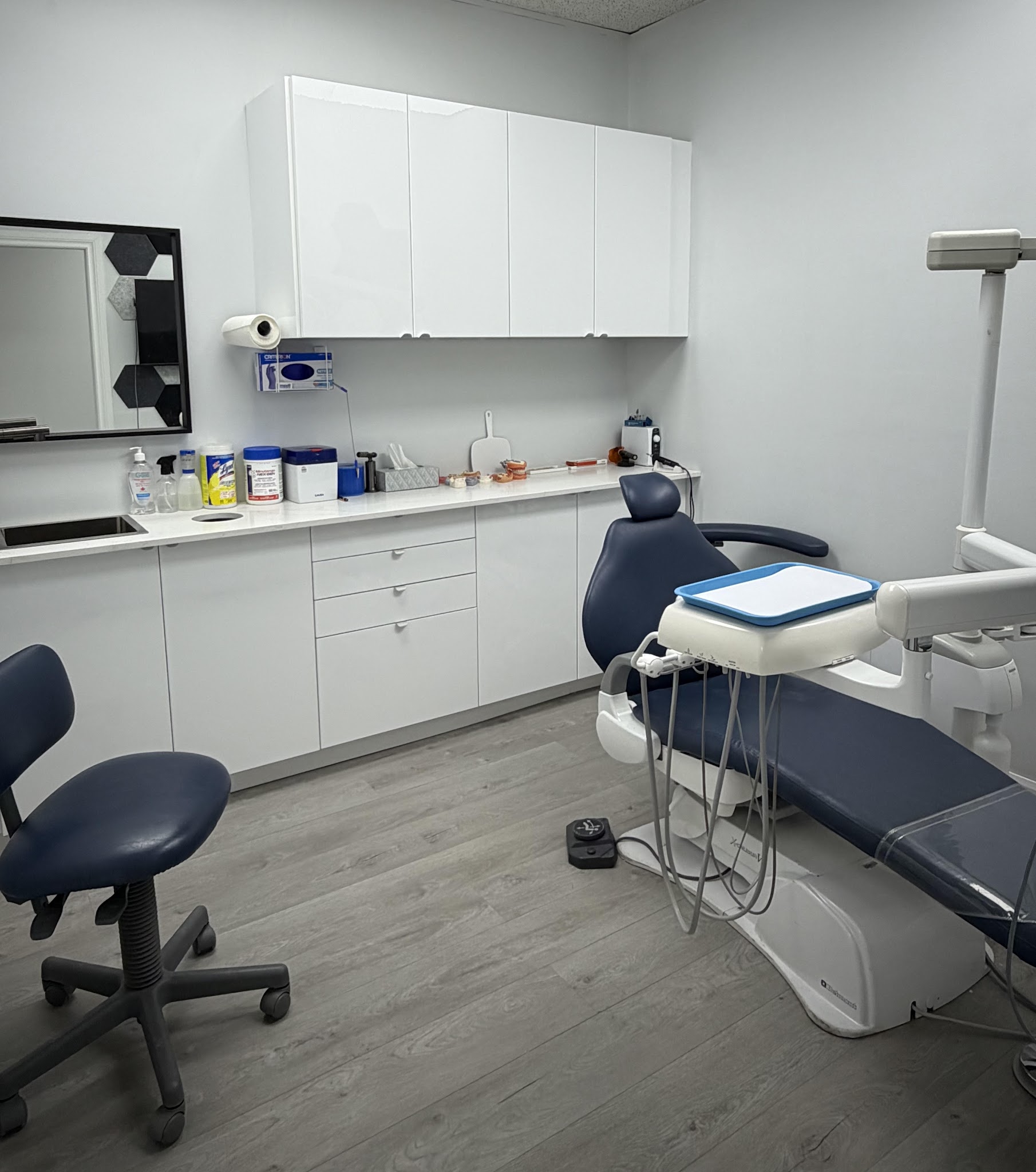 Comfort Denture & Implant Centre