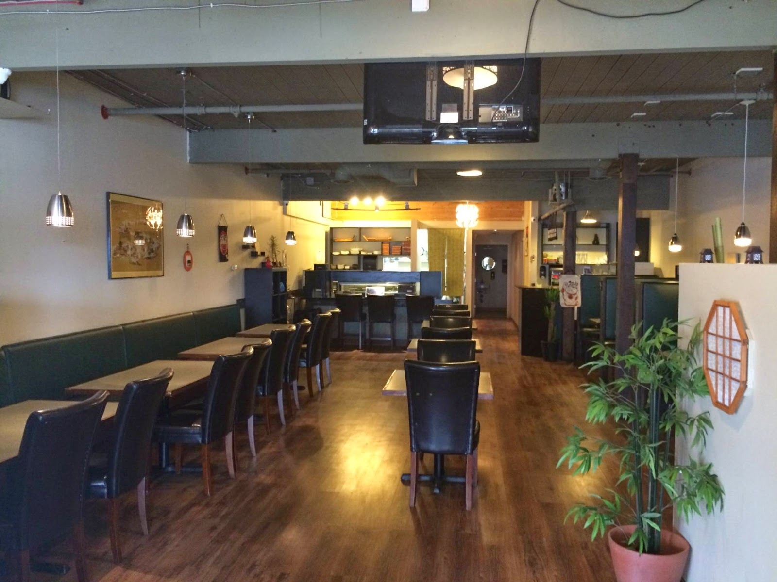 Mi-Ne Sushi House