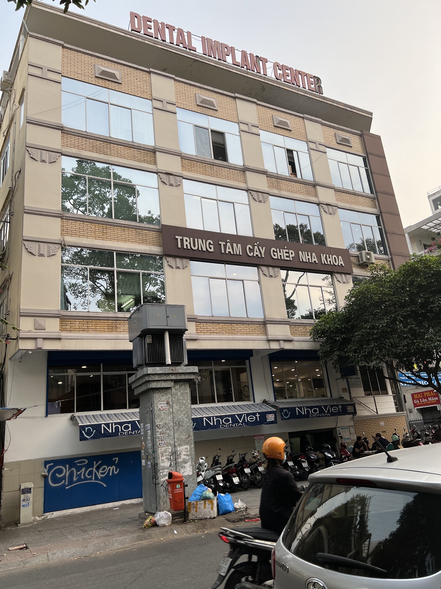 Nhaviet Dental Implant Center