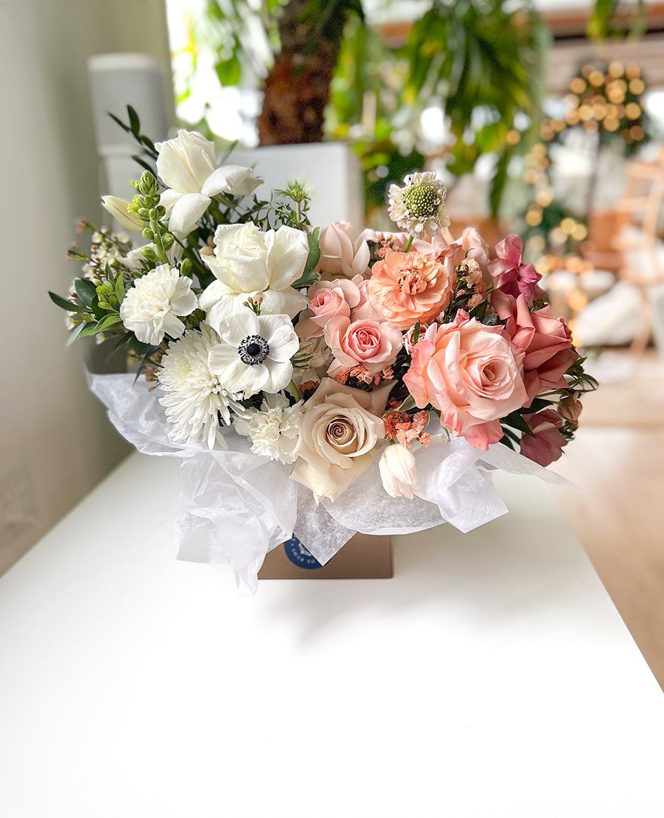 Leis de Buds Vancouver Florist I Flower Delivery I Event Space