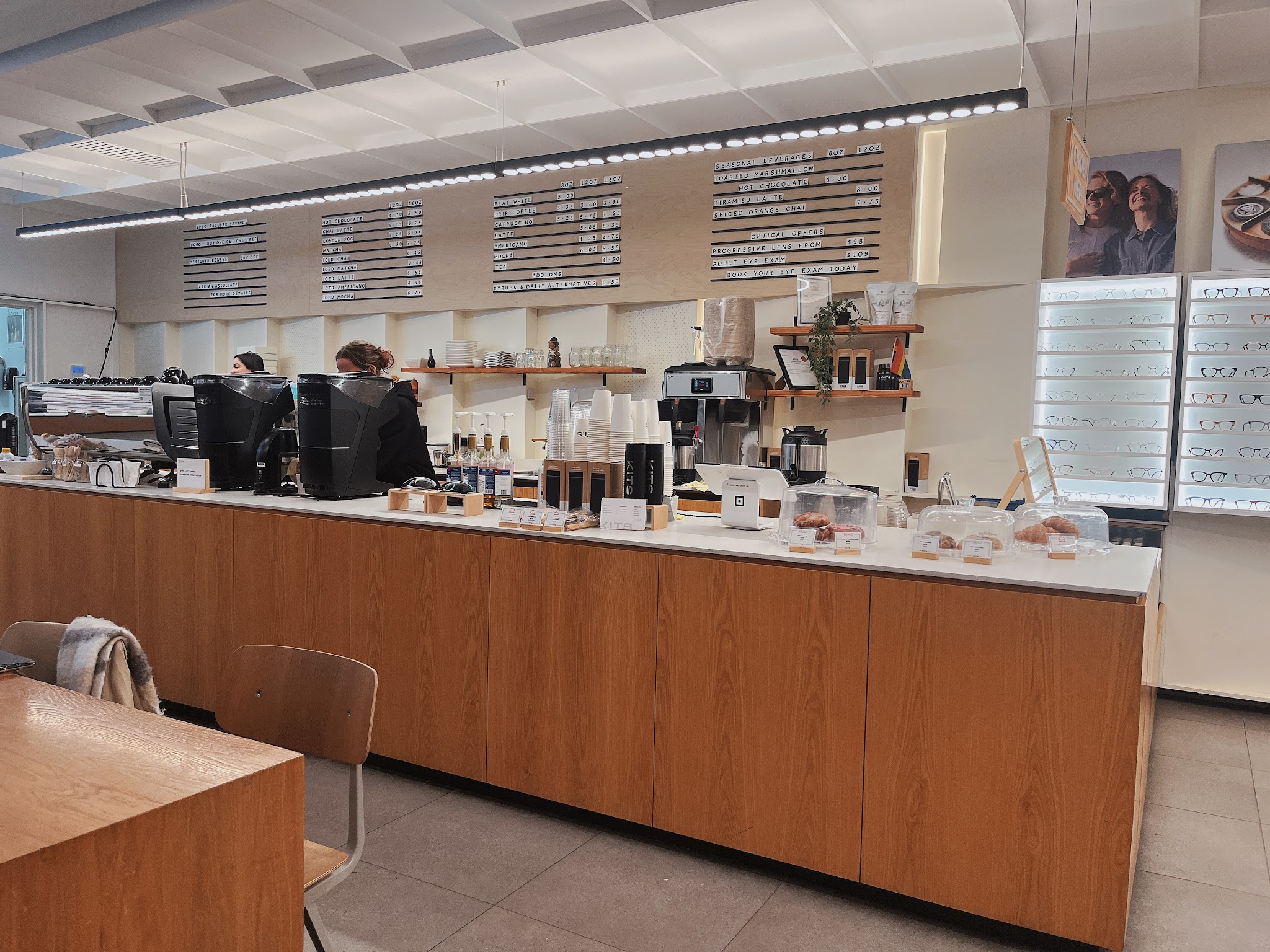 KITS Cafe & Eyewear