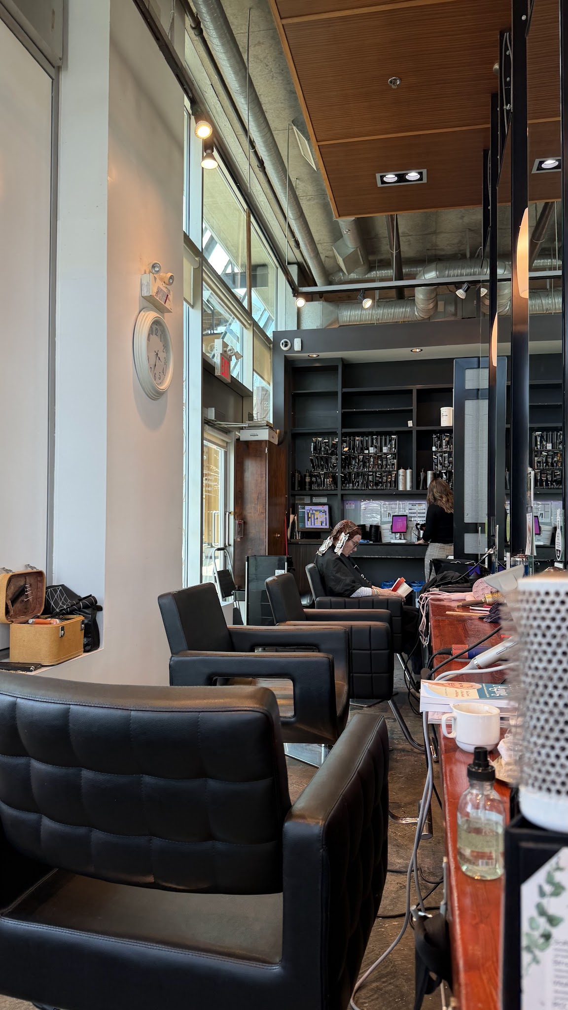 Zazou Salon and Academy Lynn Valley