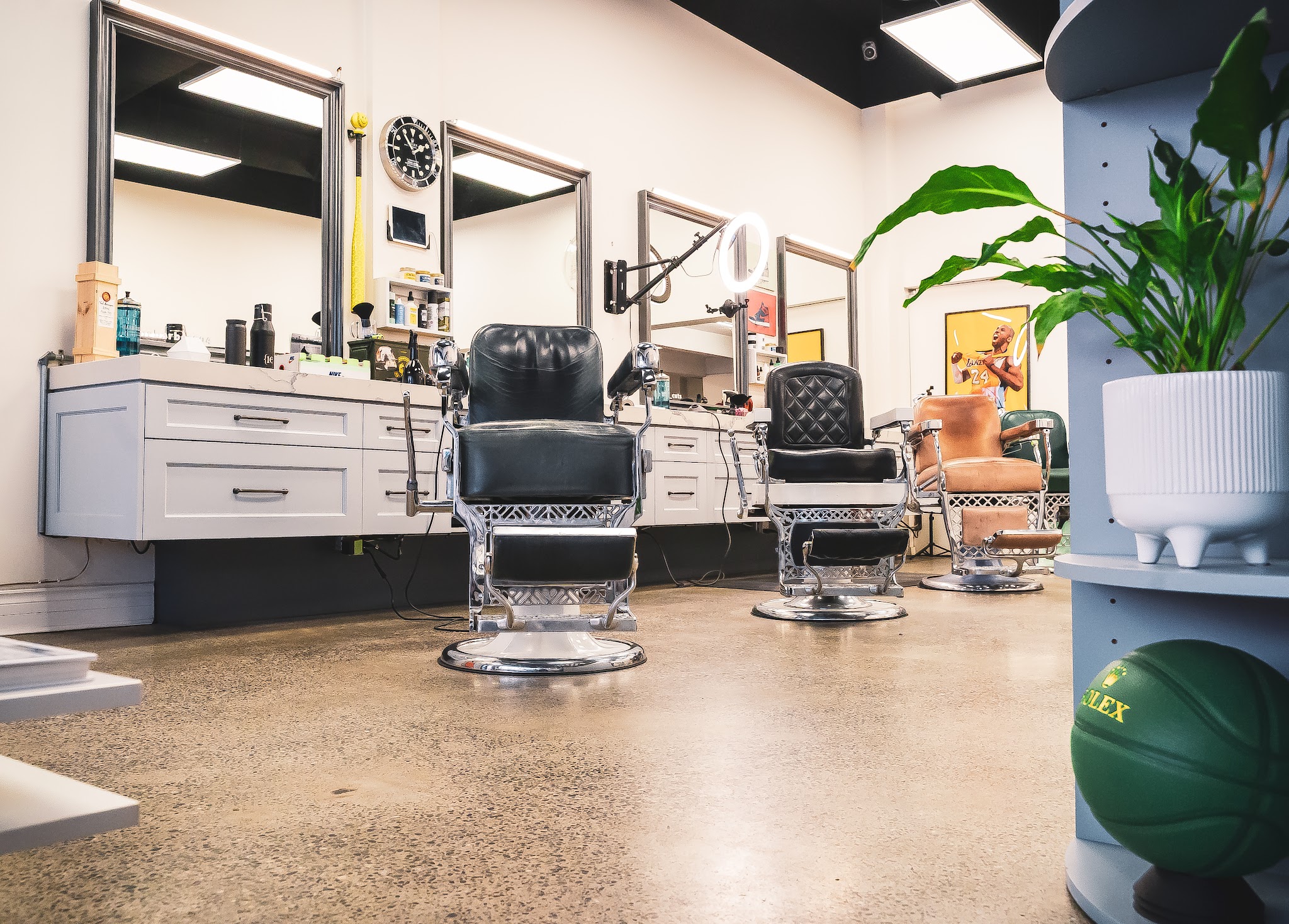New Shanghai Barbershop