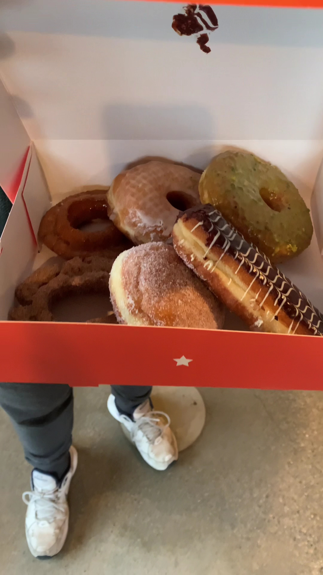 49th Parallel Café & Lucky's Doughnuts - Main Street