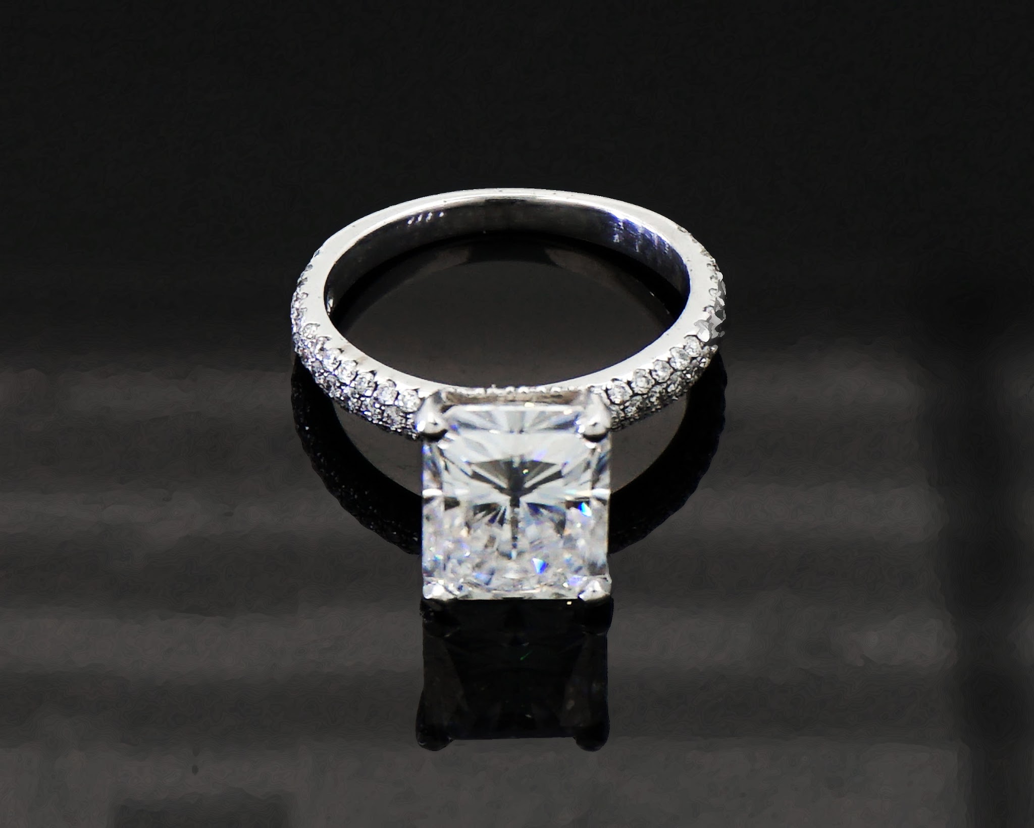 Diamonds by Dal