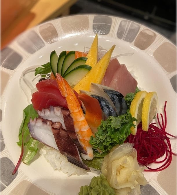 Kira Sushi