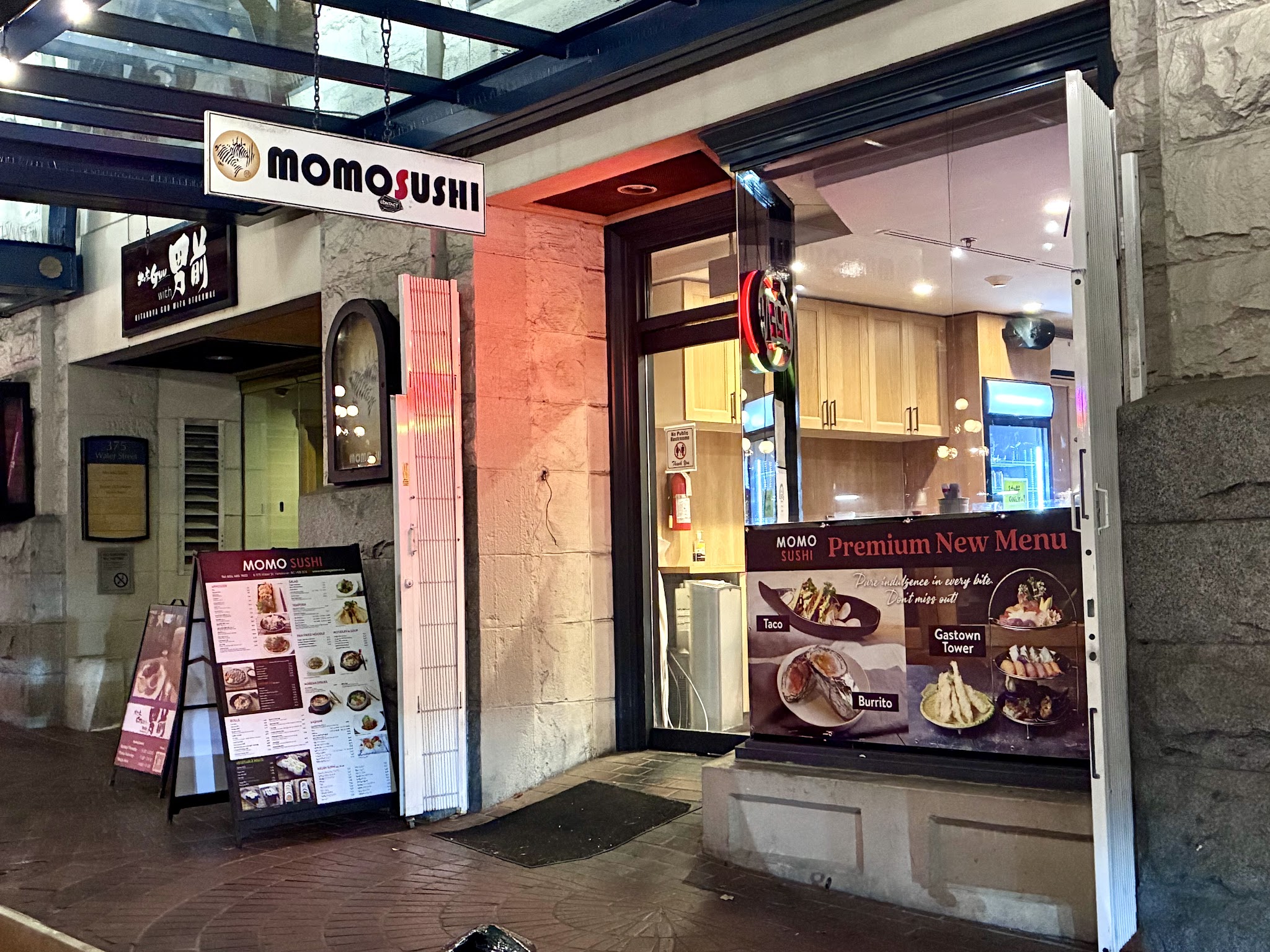 Momo Sushi
