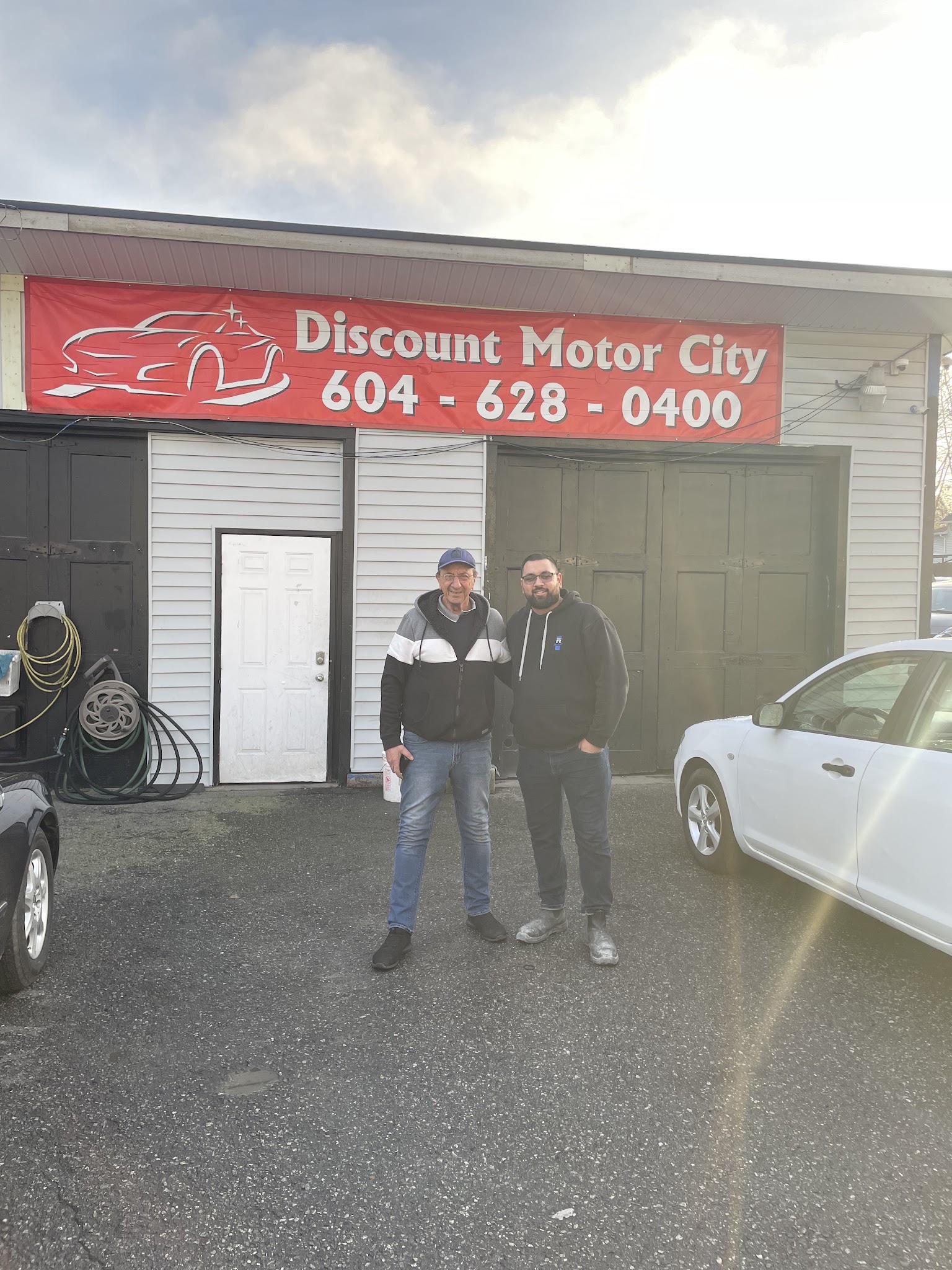 Discount Motor City Ltd. Used Car Dealership, Surrey BC