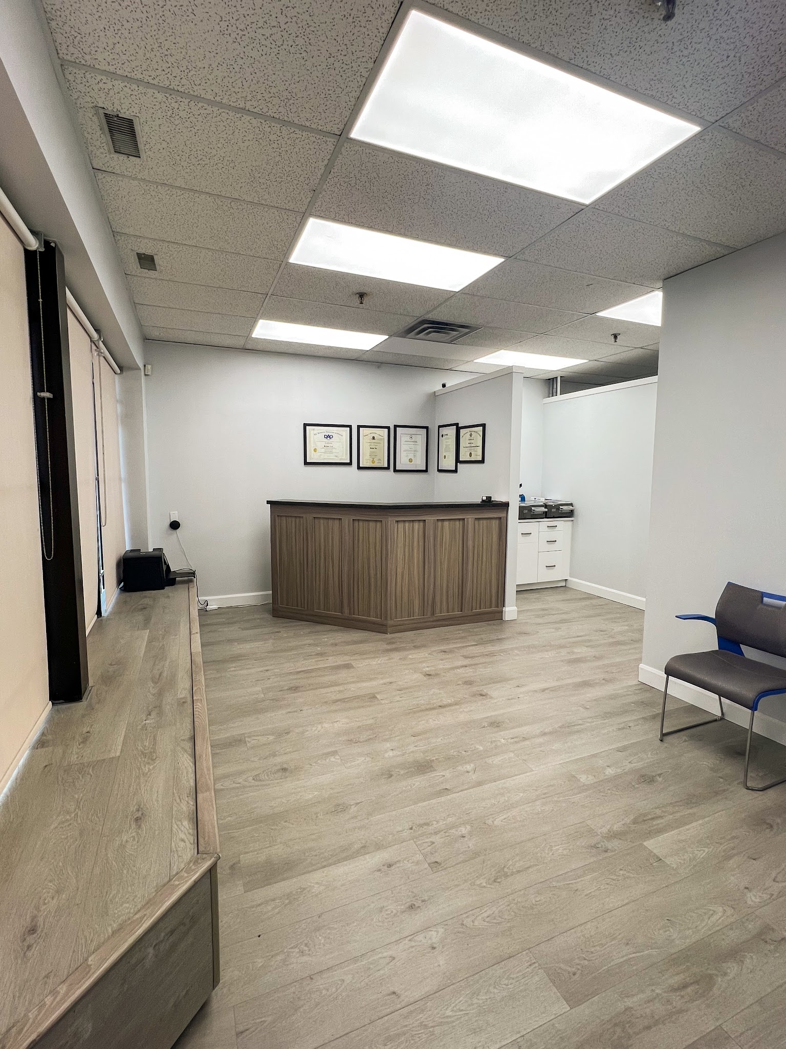 Comfort Denture & Implant Centre