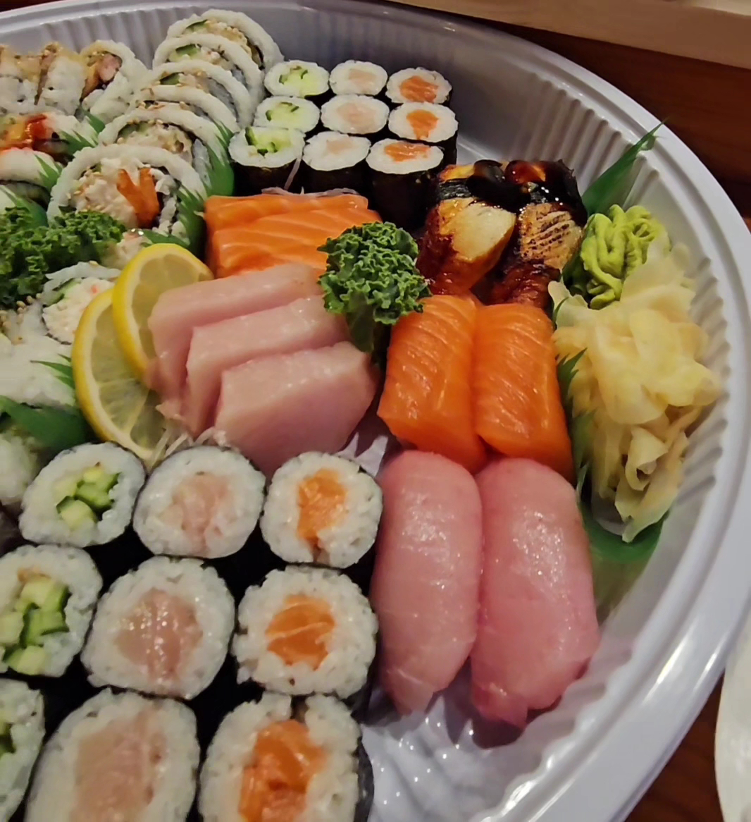Kira Sushi