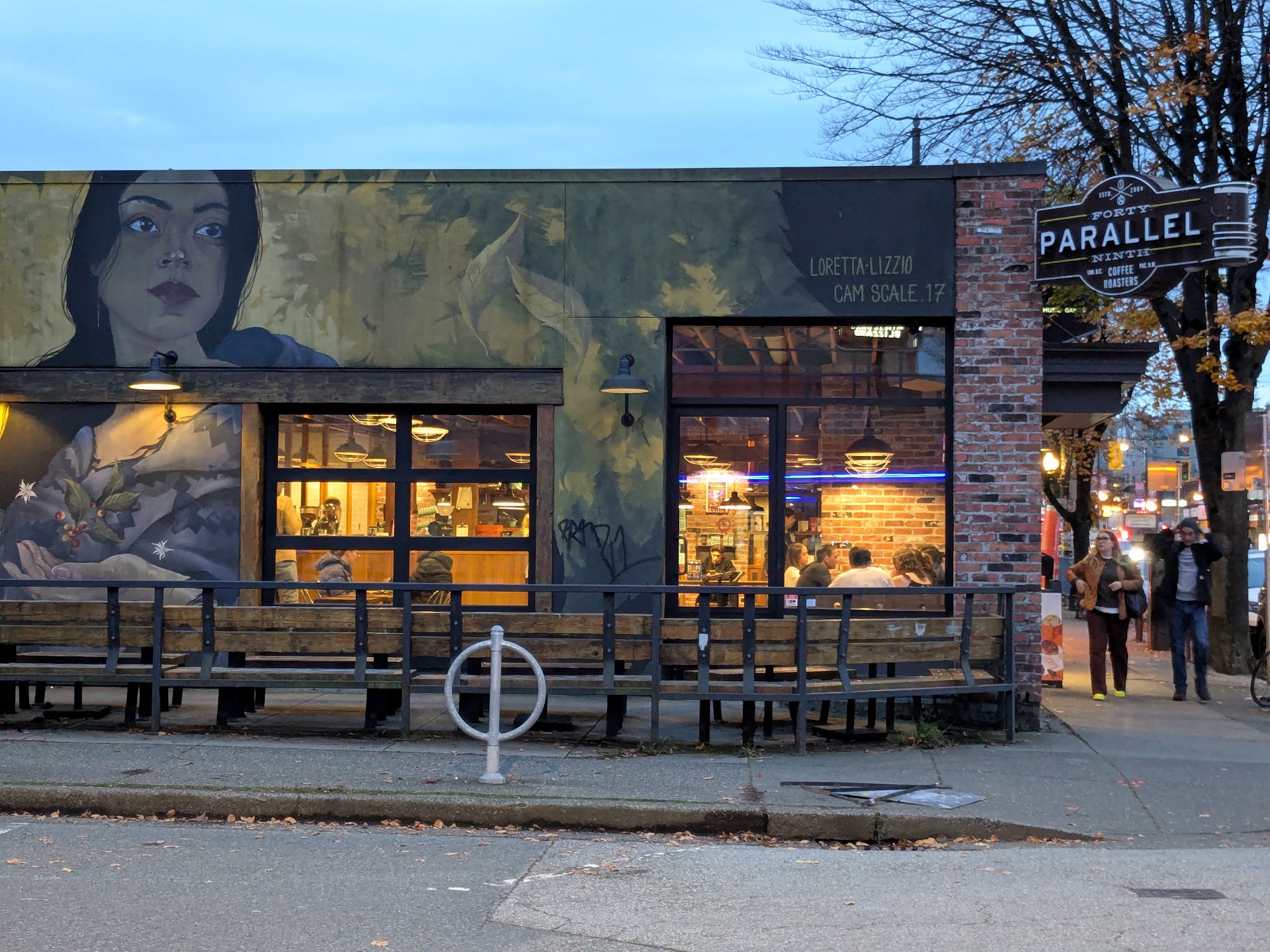 49th Parallel Café & Lucky's Doughnuts - Main Street