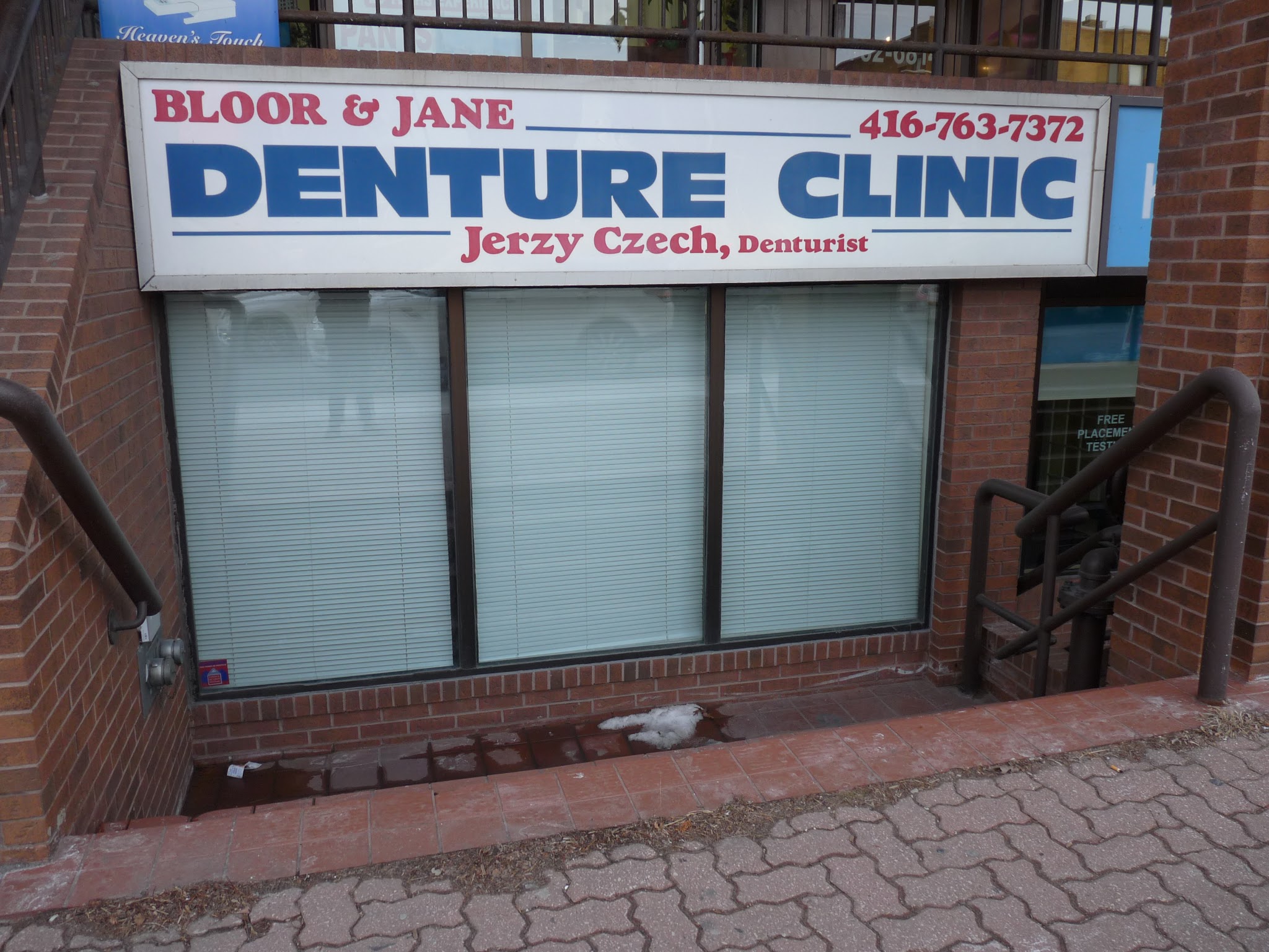 Bloor and Jane Denture Clinic