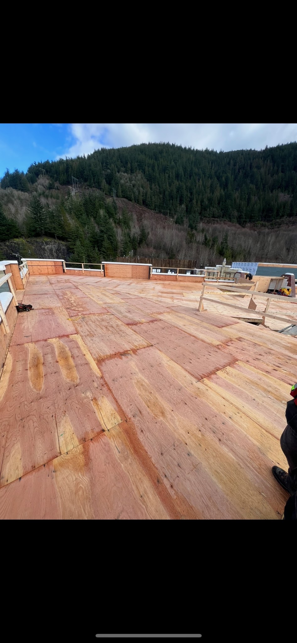 Alphanova Roofing