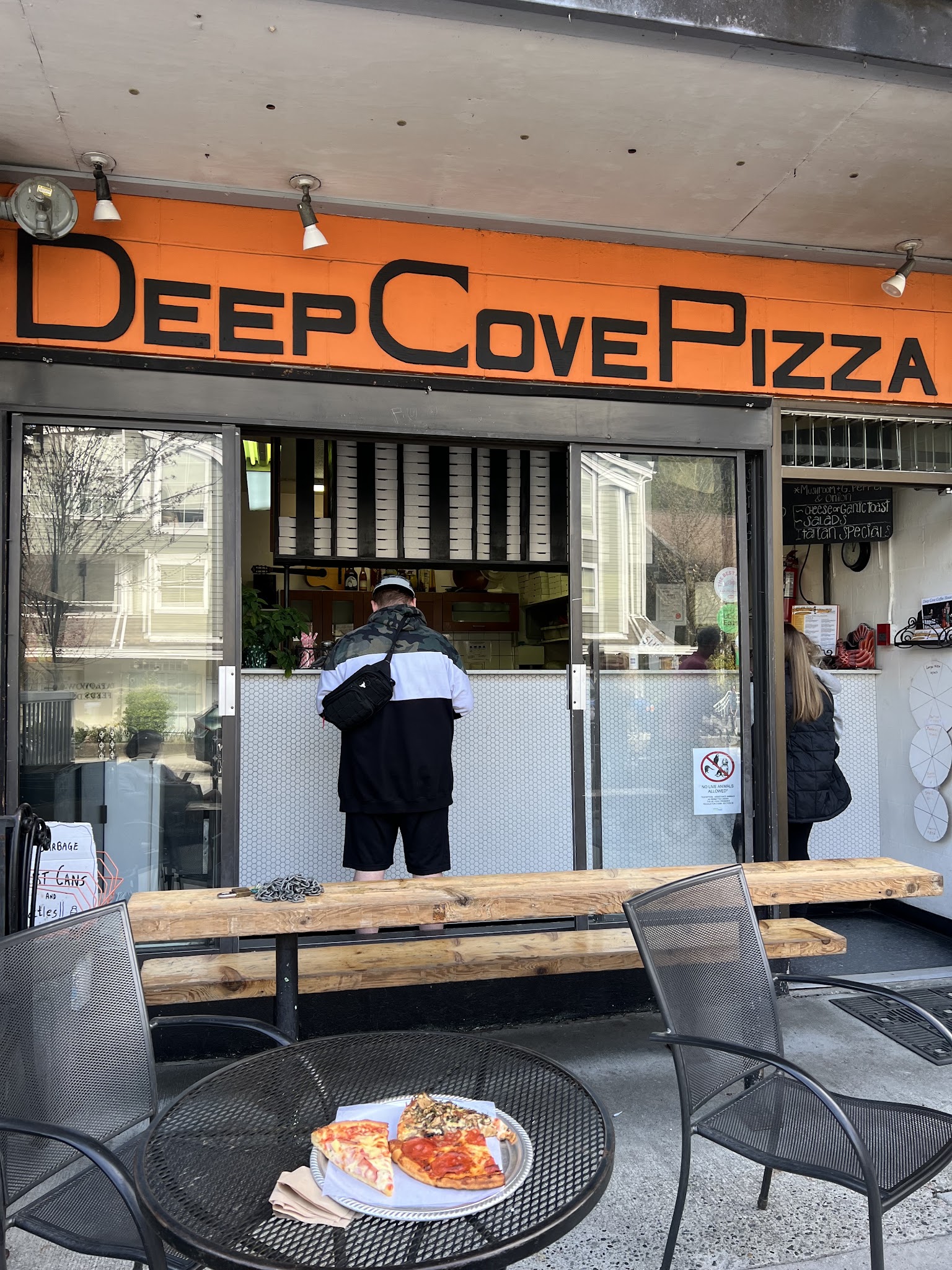 Deep Cove Pizza
