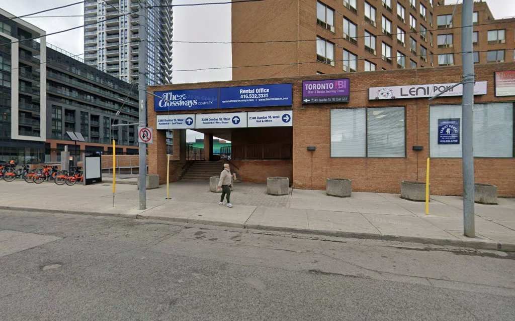 Dundas West Walk-In Denture Clinic