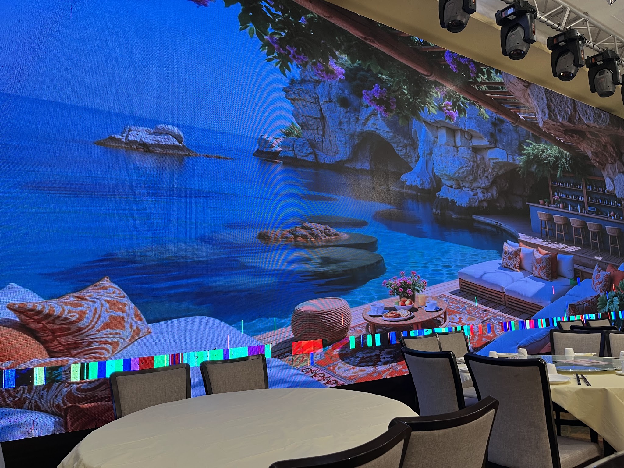 New Mandarin Seafood Restaurant