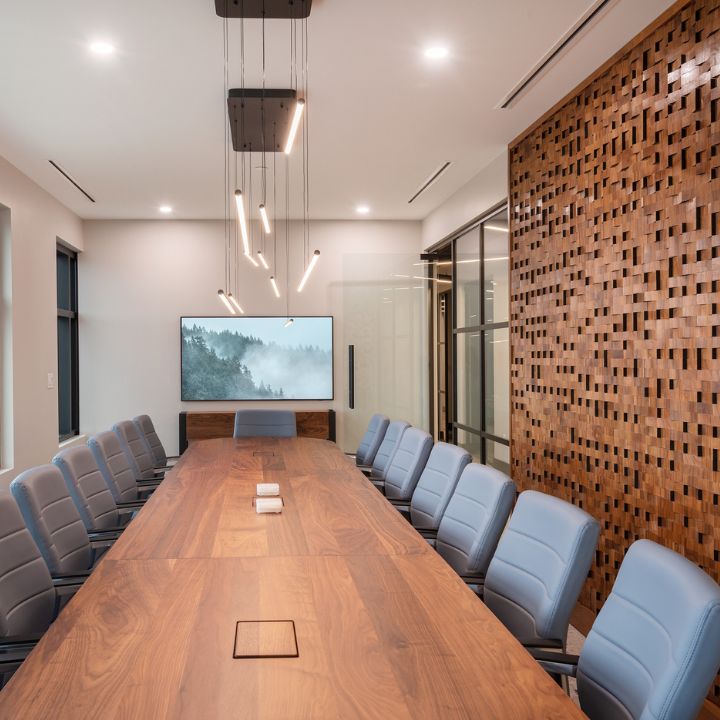 Laura Grist Interior Design Inc.