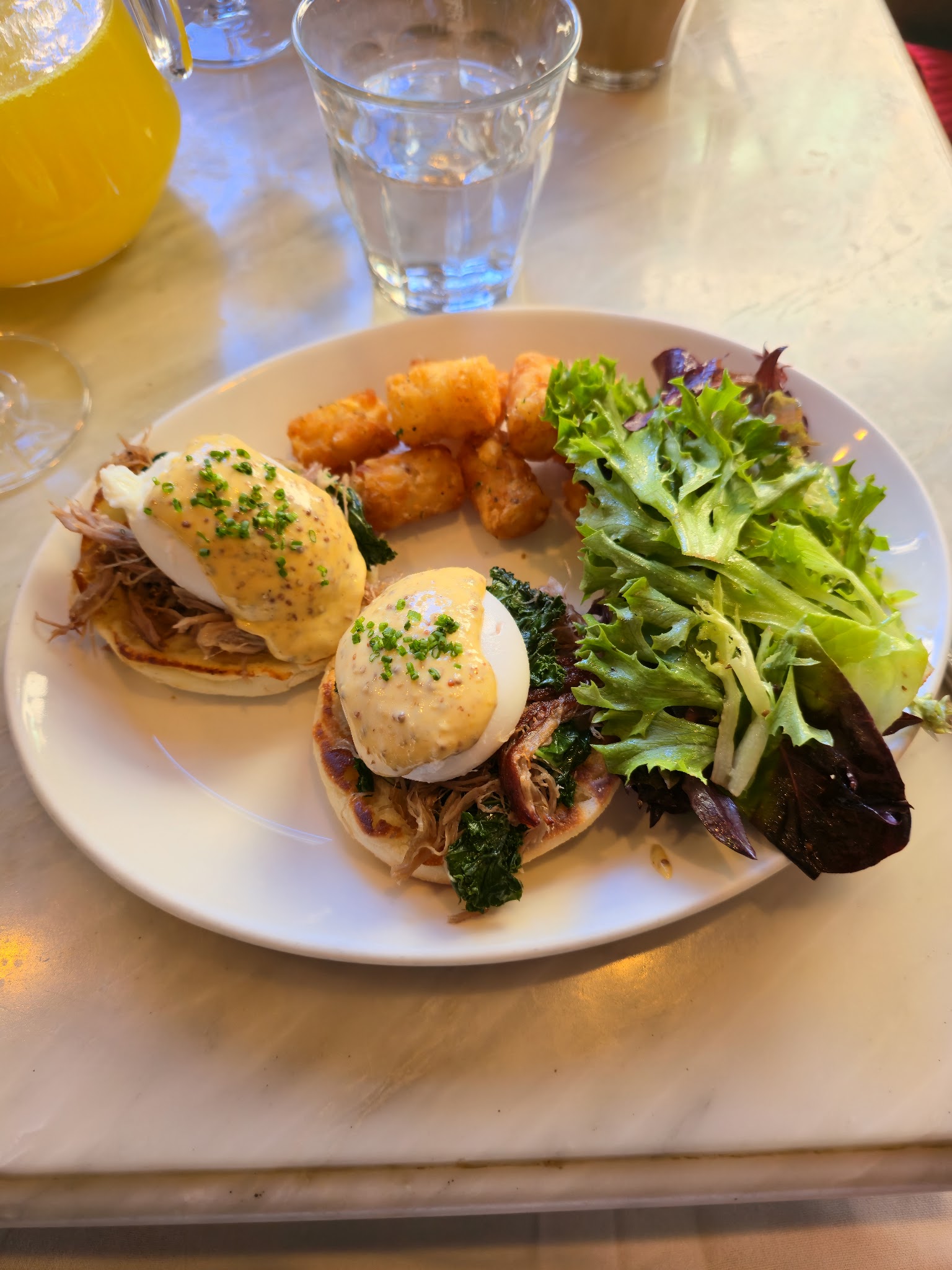 Homer St. Cafe and Bar