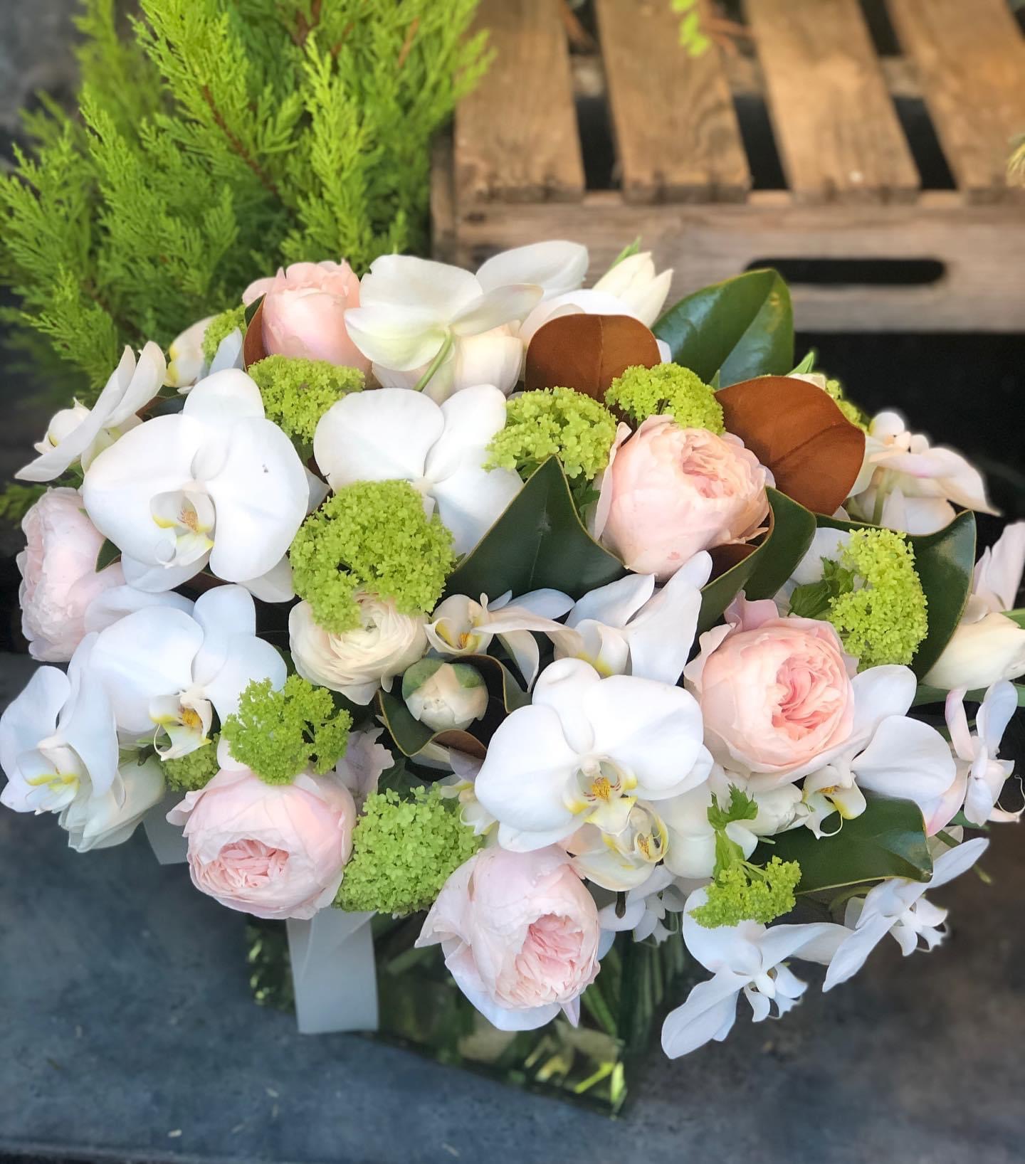 Hilary Miles Flowers / Vancouver Florist / Flower Delivery