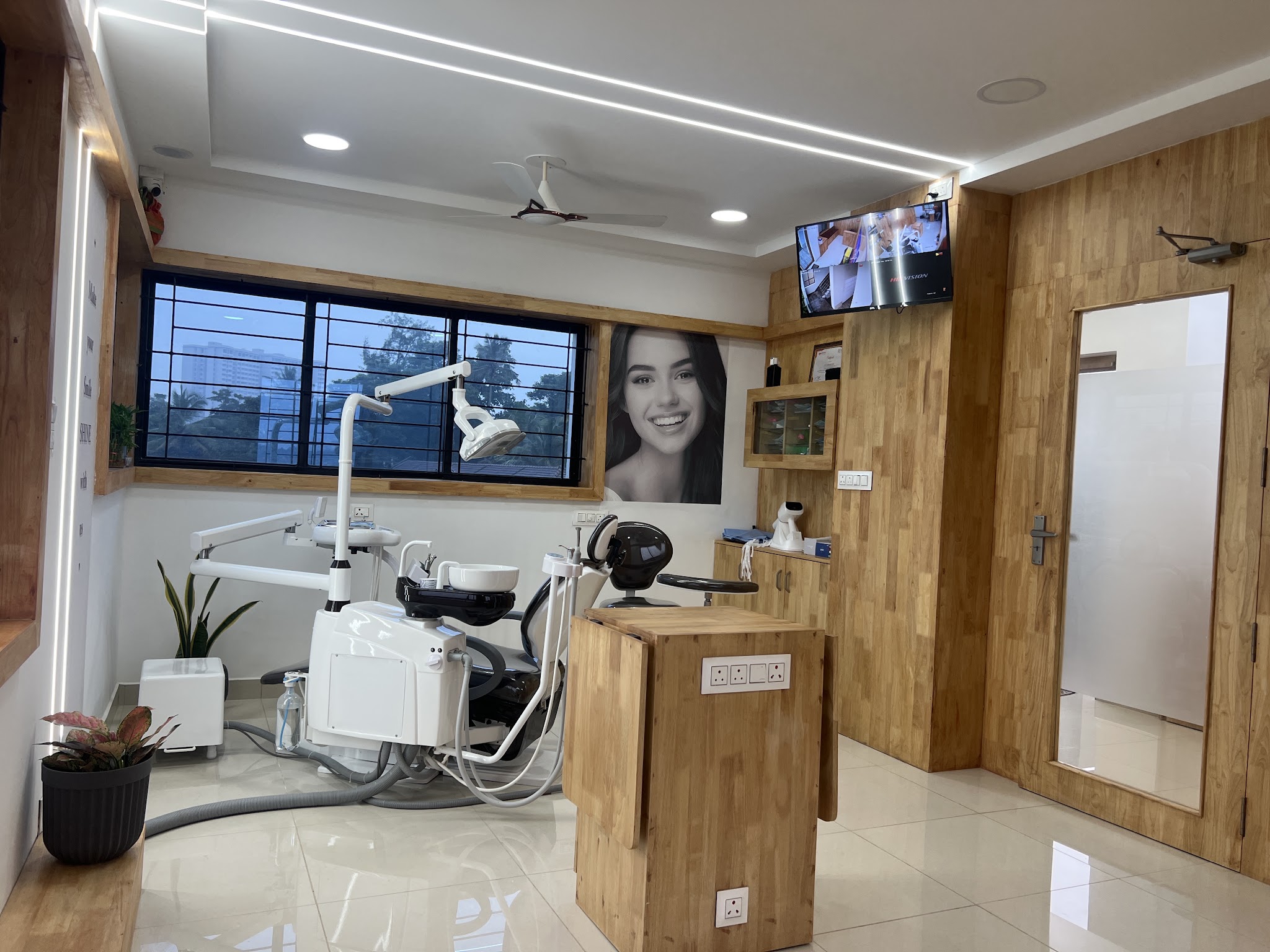 Susheela dentacare( centre for maxillofacial and dental implants)