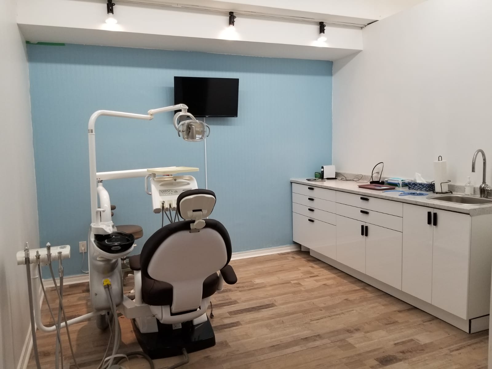 Zaitouni Denture Clinic