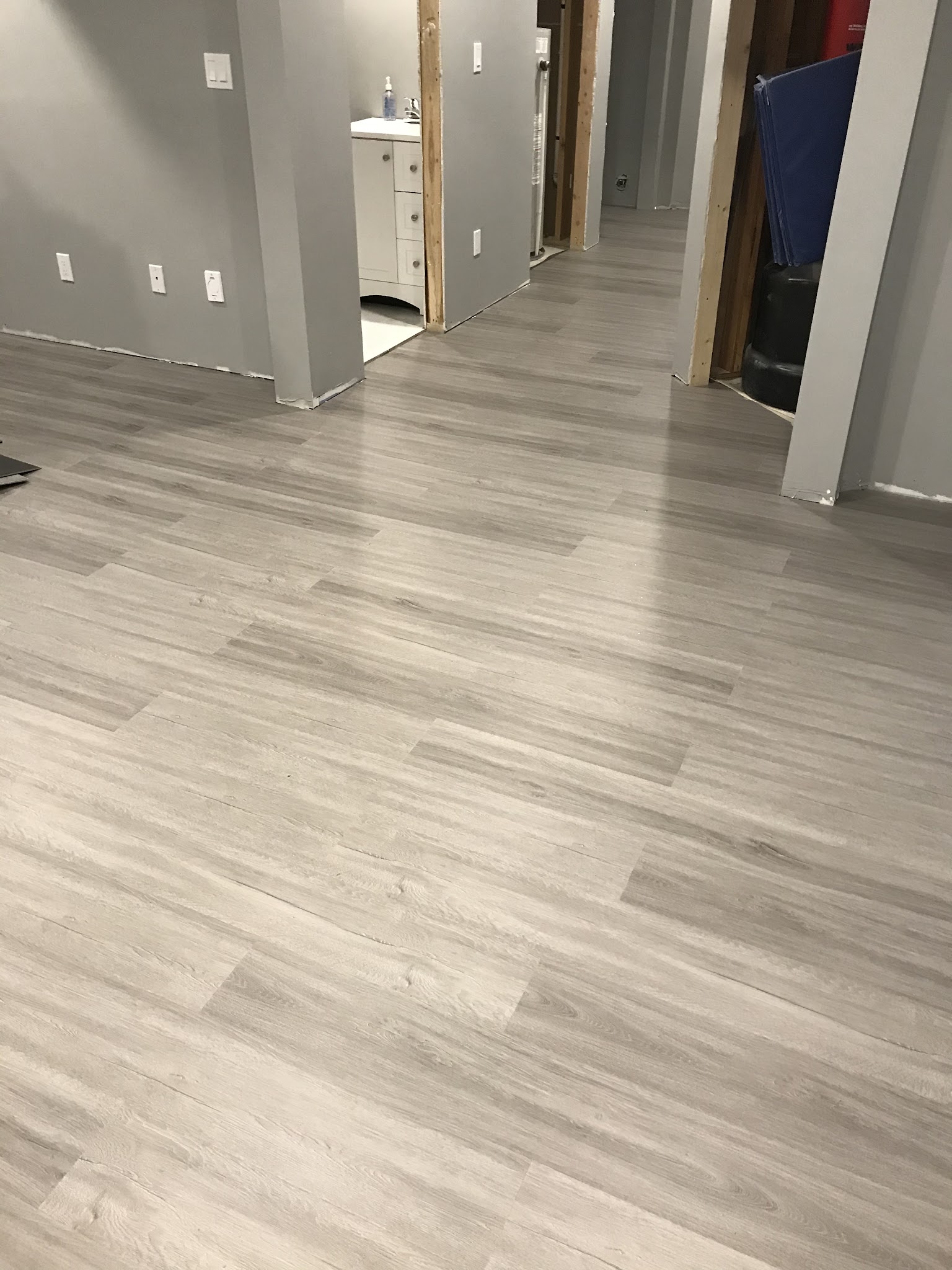 Call us Construction Home, kitchen, bathroom, basement Renovation in Surrey, Vancouver