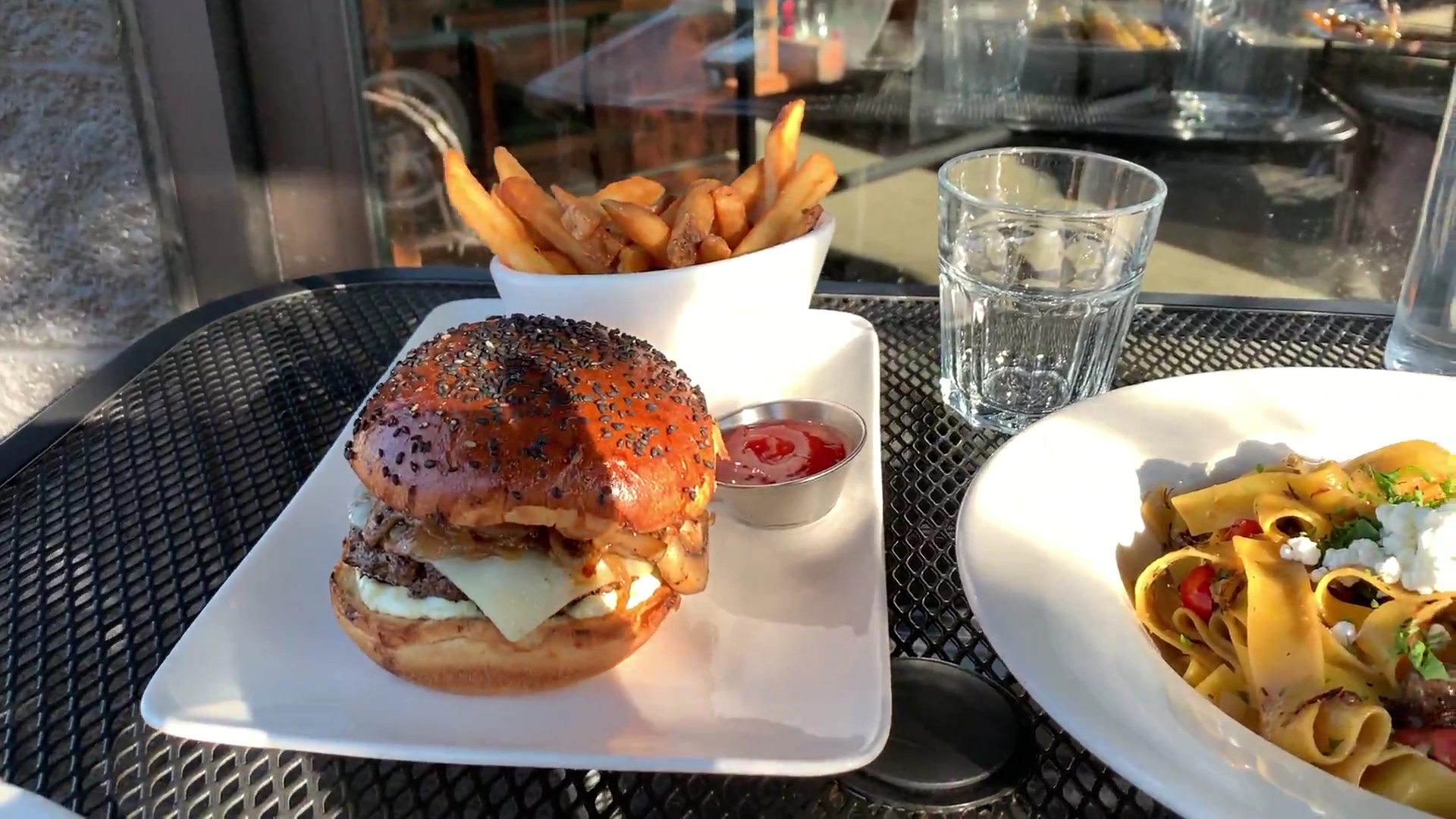The Story Cafe - Eatery & Bar
