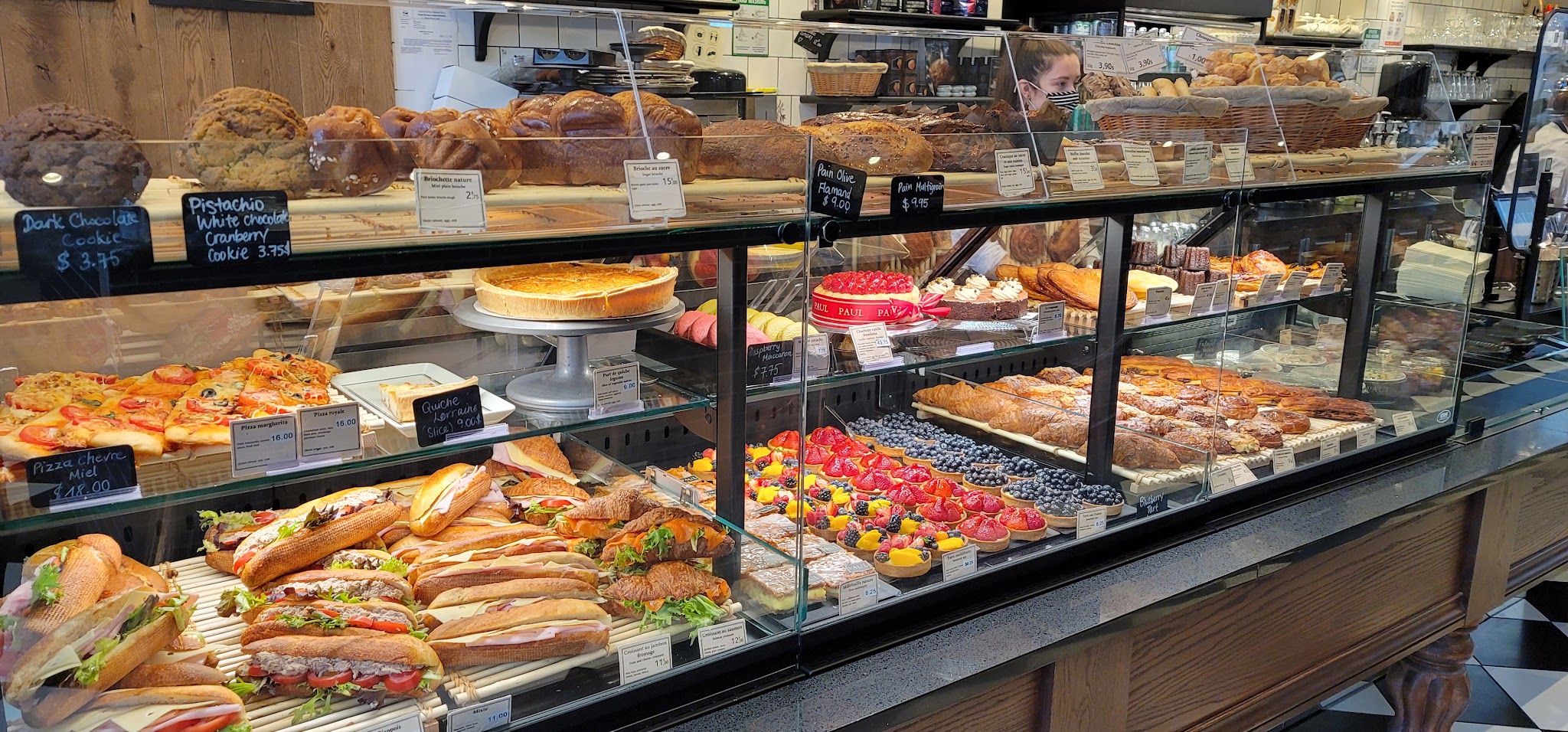 Paul Restaurant, Café and Bakery