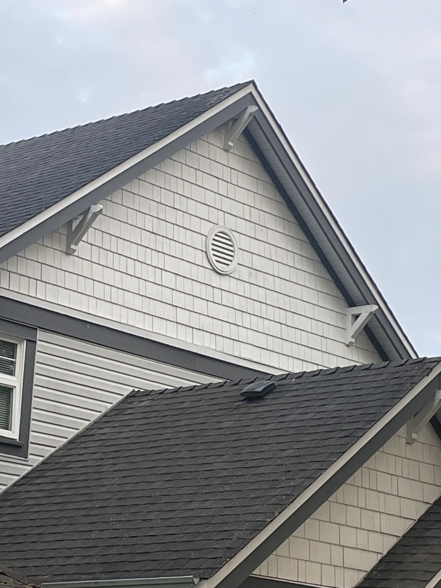 GoldenHeights Roofing