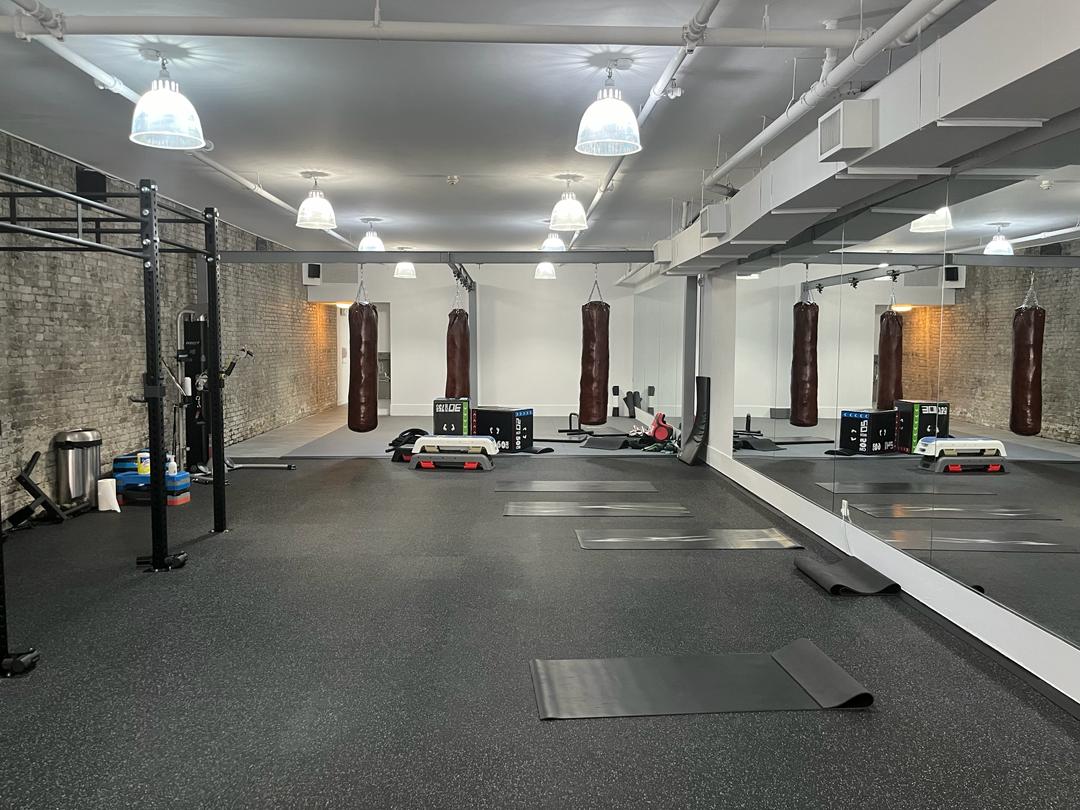 FAR Studio Gym (Kickboxing, Fitness, Yoga)