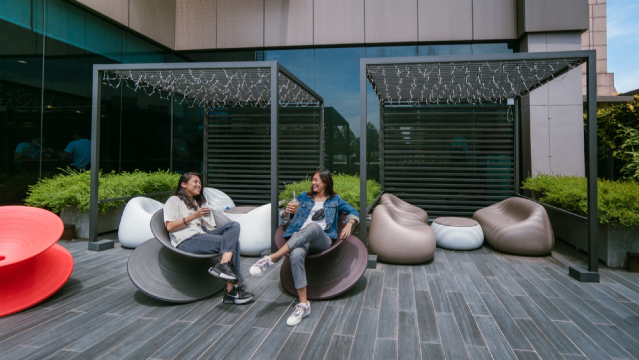 Great World City Outdoor Play Area – Level 3 (Outside Food Junction)