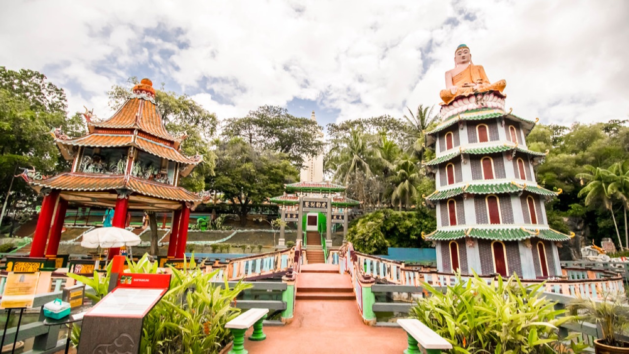 Haw Par Villa  - Singapore's Weirdest Theme Park